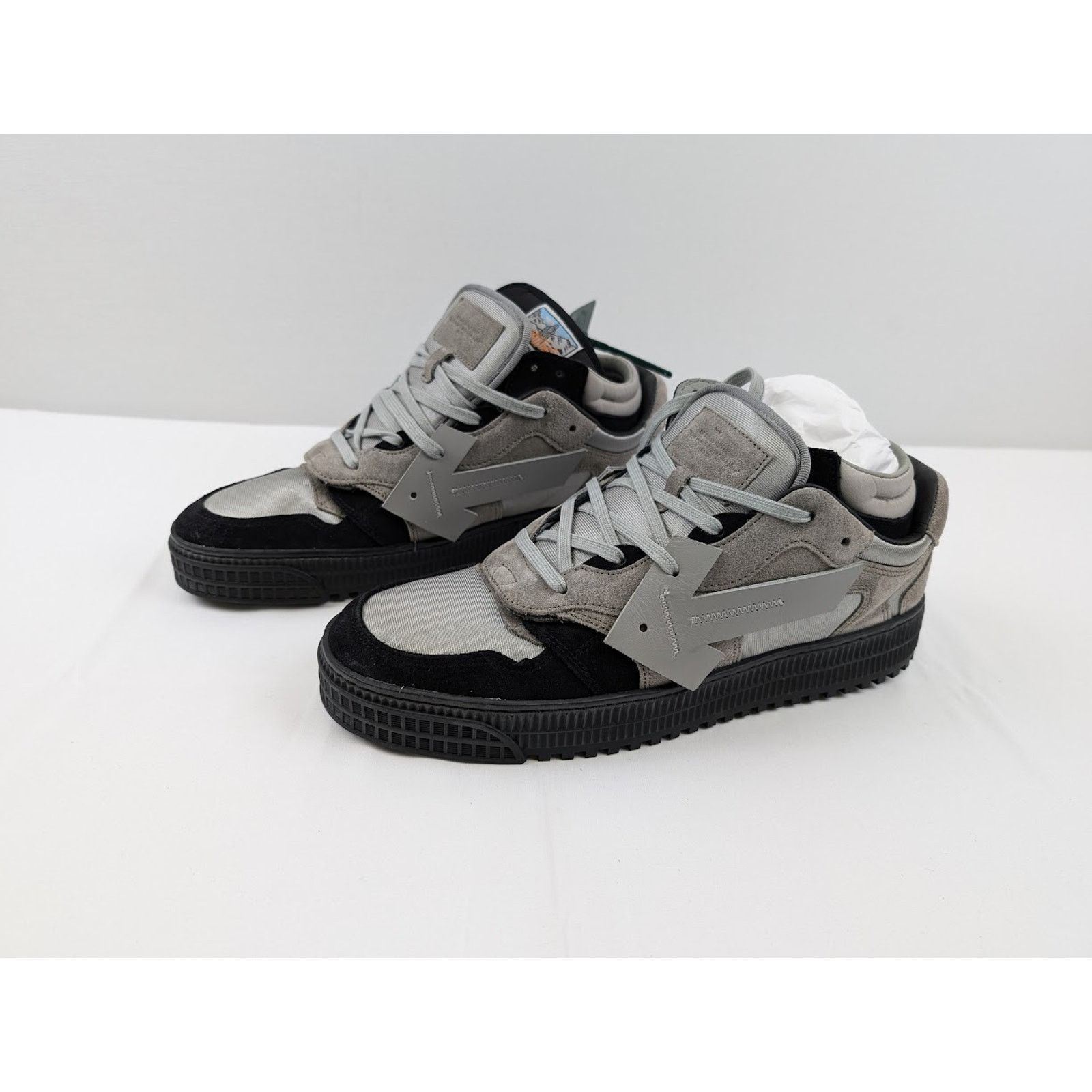 Off-White o1rshd1 Floating Arrow Sneaker in Dark Grey Size US 13 / EU 46 - 9 Thumbnail