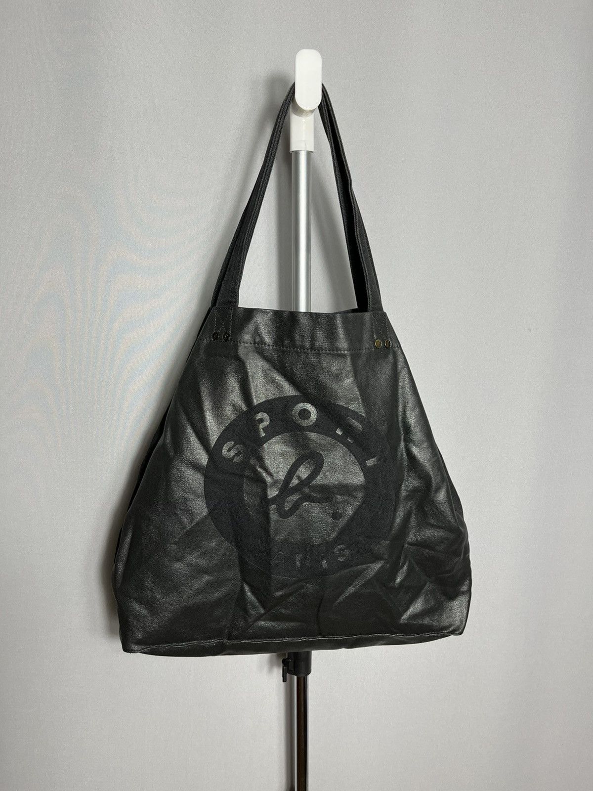 Agnes B. Womans shoulder bag black belt
