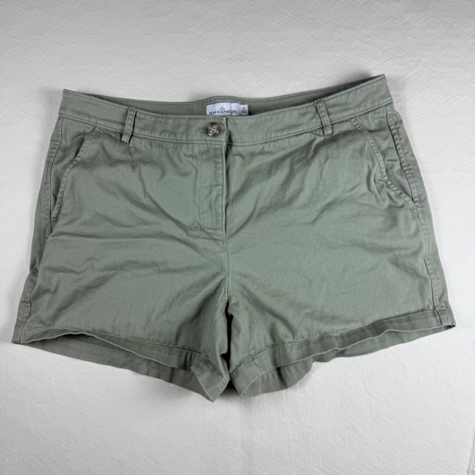 Other LL Bean Signature Women 14 Sage Green Chino Shorts Cotton Size 36" / US 14 / IT 50 - 1 Thumbnail