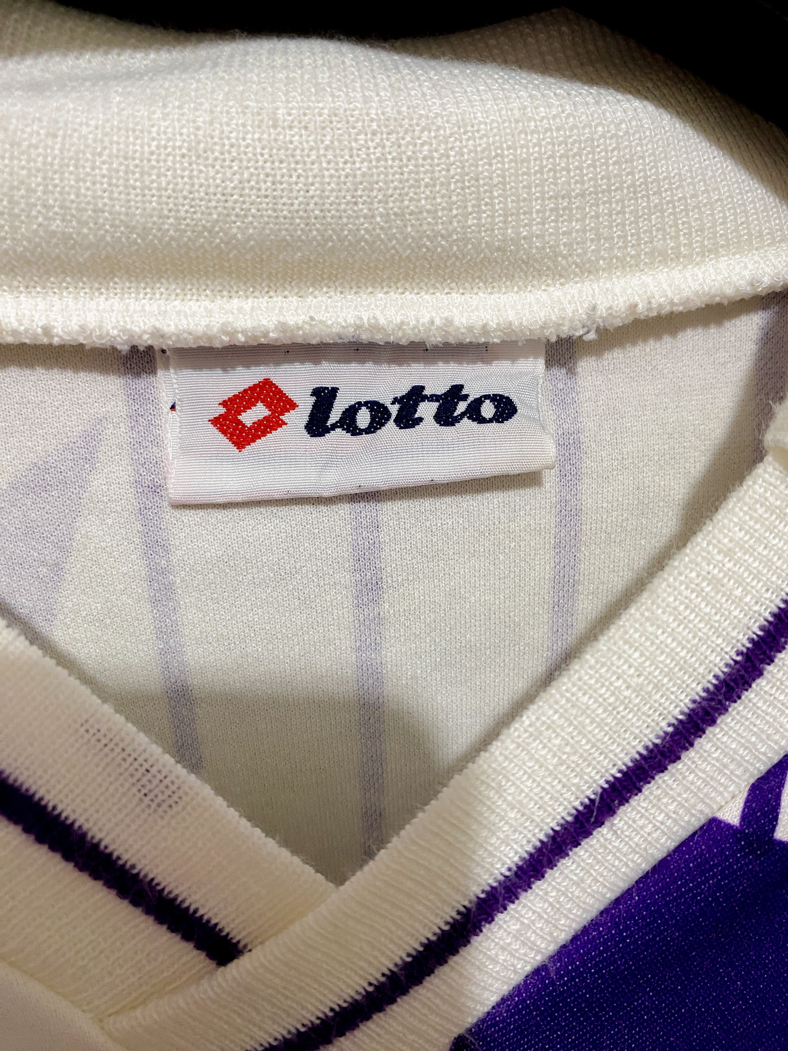 Vintage Vintage 1991 #9 Batistuta Fiorentina Away Football Jersey Size US L / EU 52-54 / 3 - 4 Thumbnail