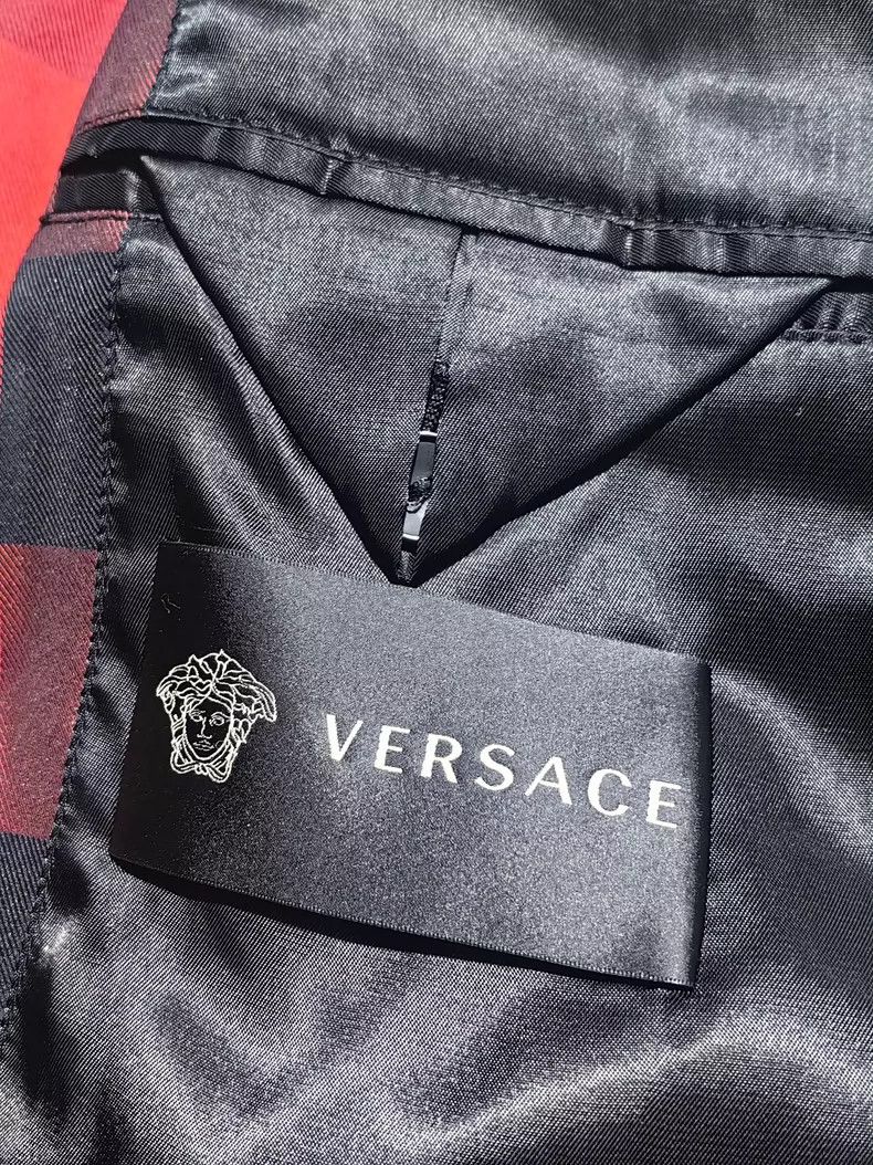 Versace Versace The bomber jacket has a classic red and black chec Size US M / EU 48-50 / 2 - 6 Thumbnail