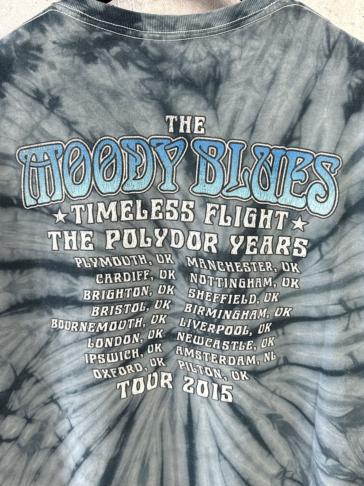 Band Tees Vintage Moody Blues Timeless Flight Tour Washed T-shirt Size US XXL / EU 58 / 5 - 7 Thumbnail