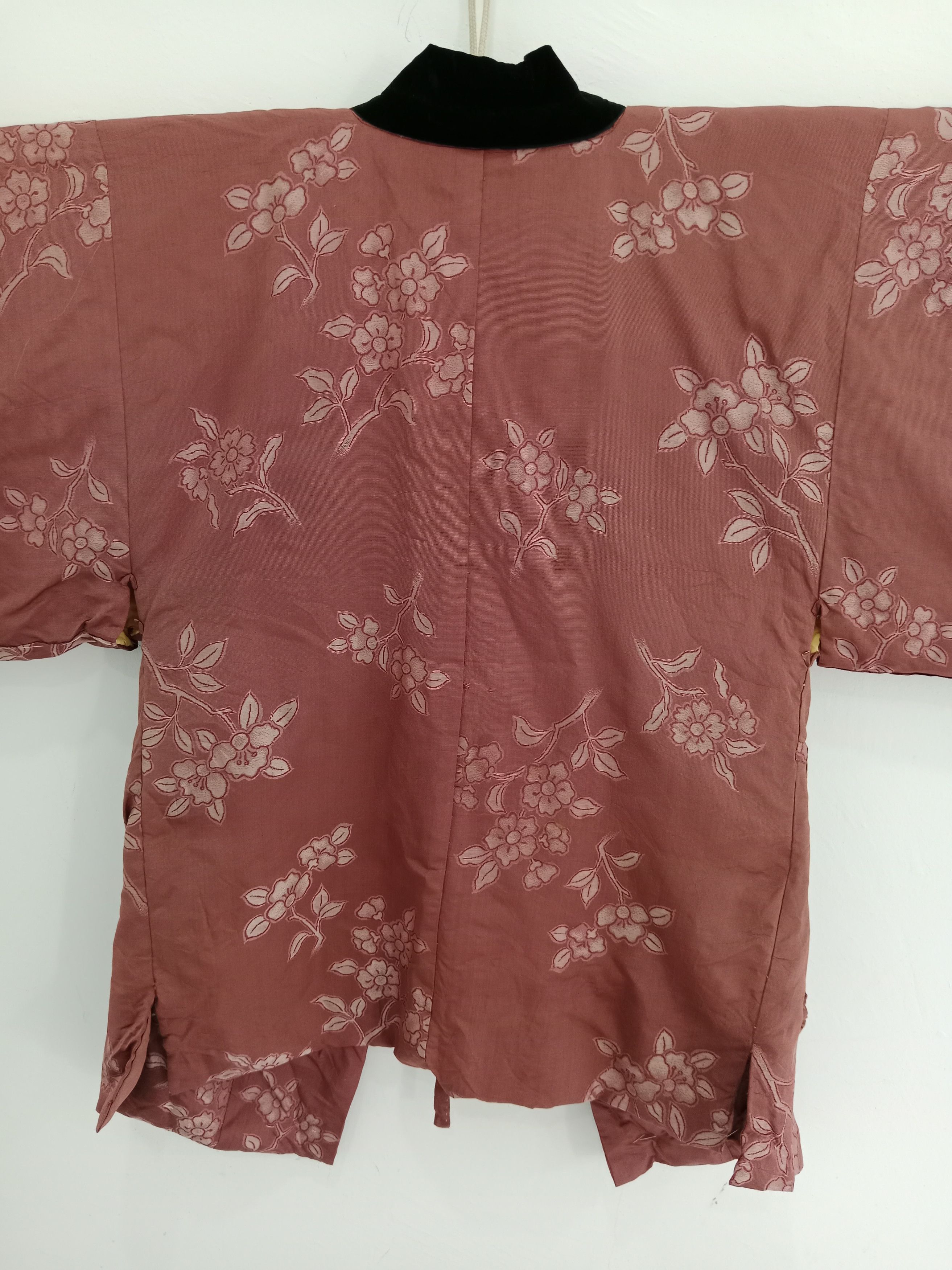 Japanese Brand Vintage Hanten Kimono Flower Motif Warm Wear Jacket Size US XL / EU 56 / 4 - 11 Thumbnail