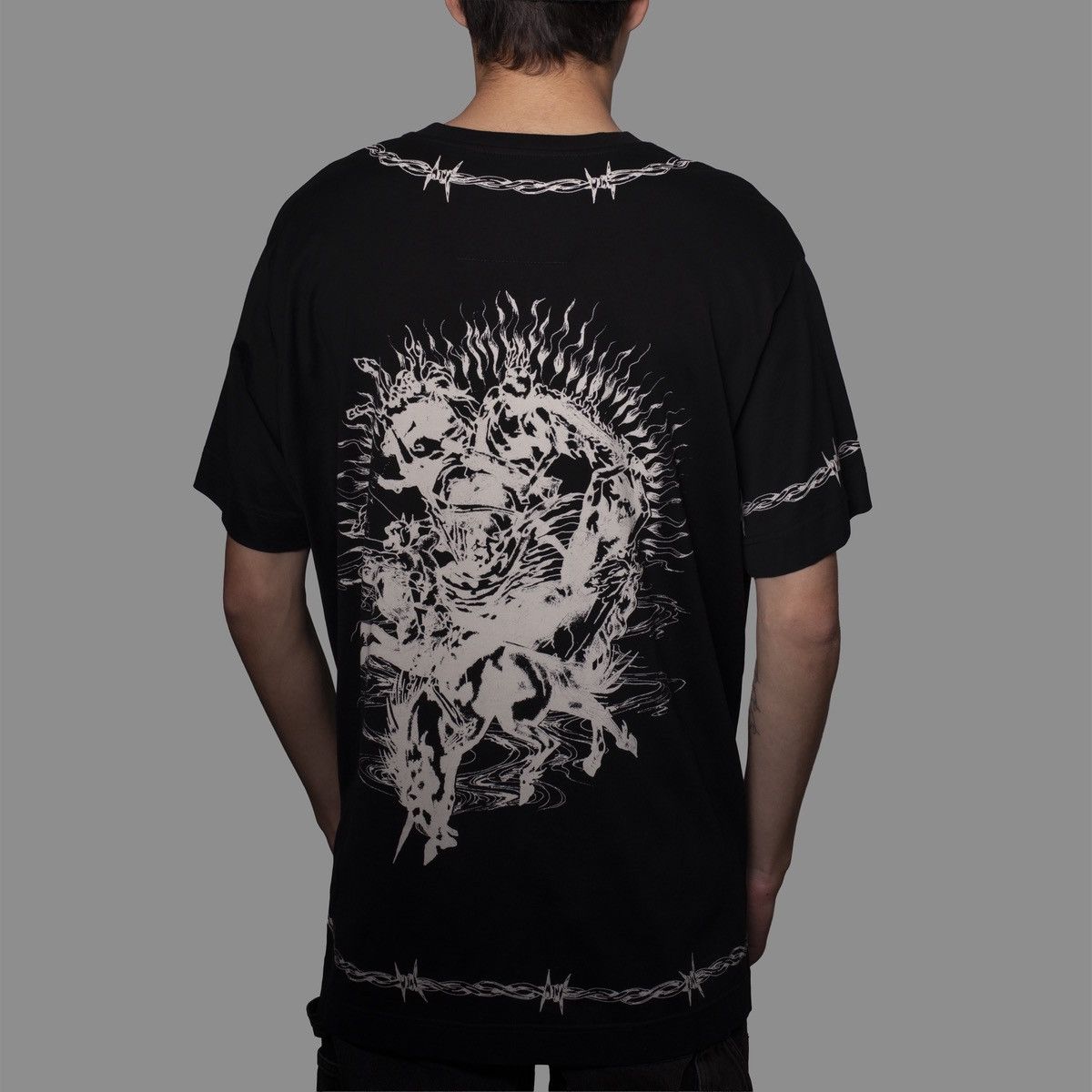 Givenchy Givenchy gothic t shirt Size US XL / EU 56 / 4 - 2 Thumbnail