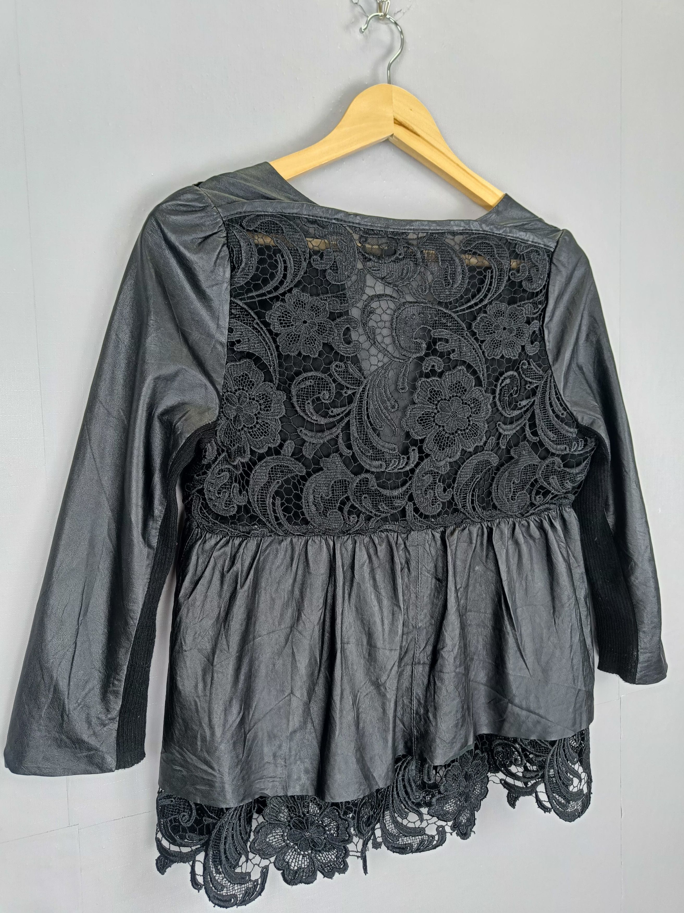 Japanese Brand y's Flower Lace, Pvc leather Mini Dress Size S / US 4 / IT 40 - 5 Thumbnail
