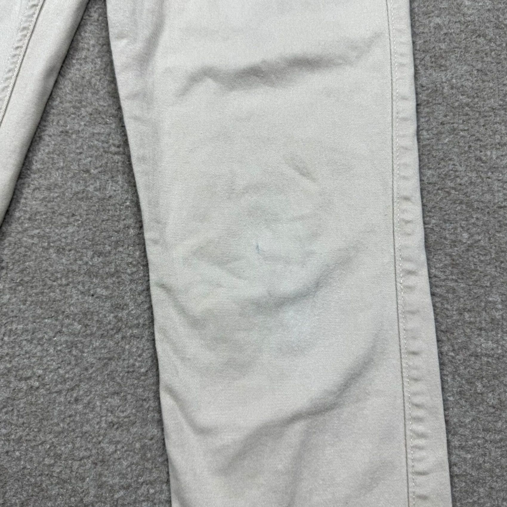 Abercrombie & Fitch Abercrombie & Fitch Pants Womens Size 6 Beige Corduroy Skinny Regular Inseam 27" City USA Pocket Set - 29 Waist Front Flat Leg Style Skinny" Size 28" / US 6 / IT 42 - 2 Thumbnail