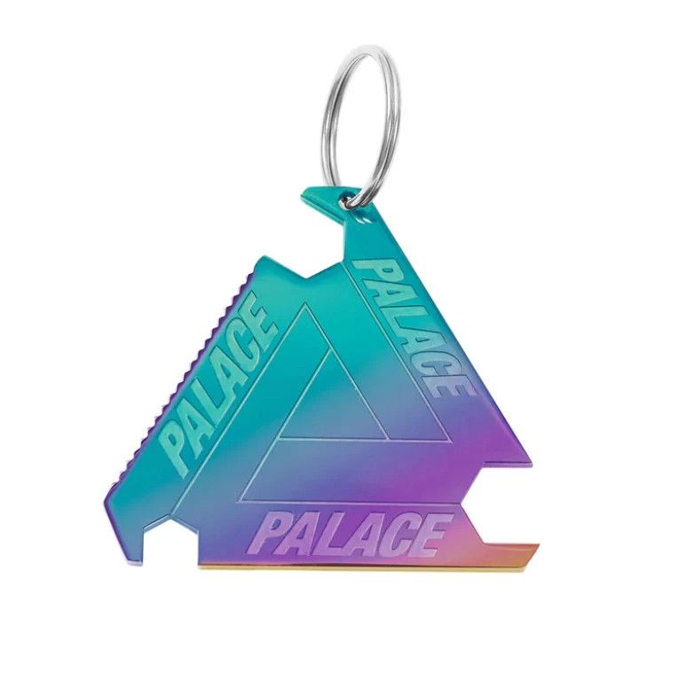 Palace Palace carabiner keychain clip | Grailed