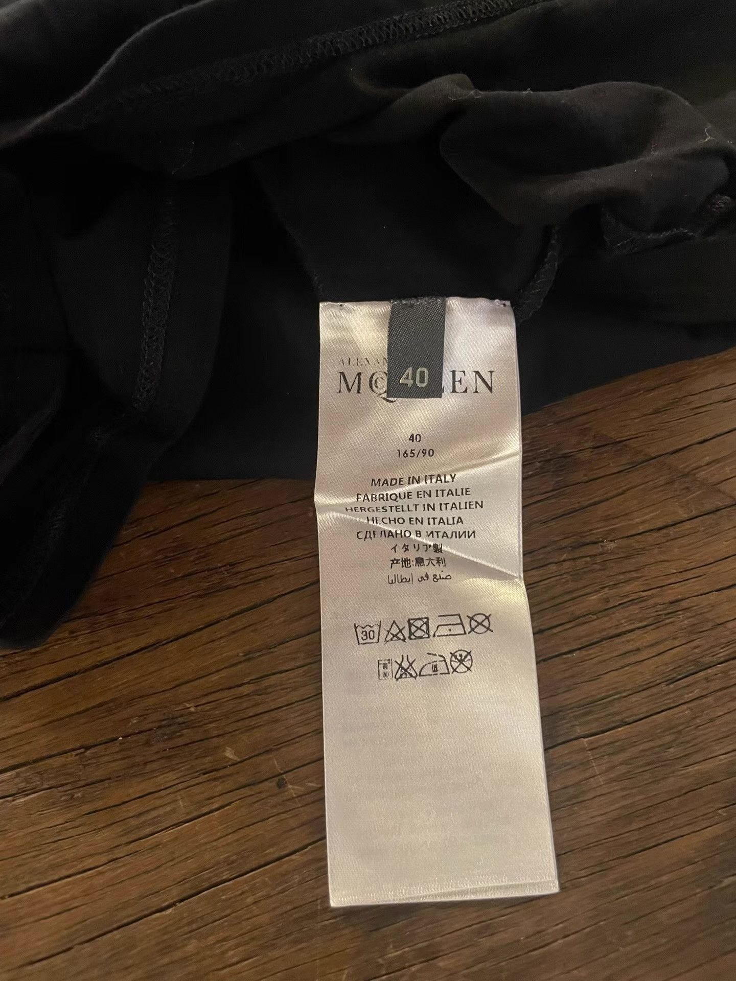 Alexander McQueen Alexander McQueen 16FW main‑line women’s short‑sleeve Ｑ25 Size S / US 4 / IT 40 - 4 Thumbnail