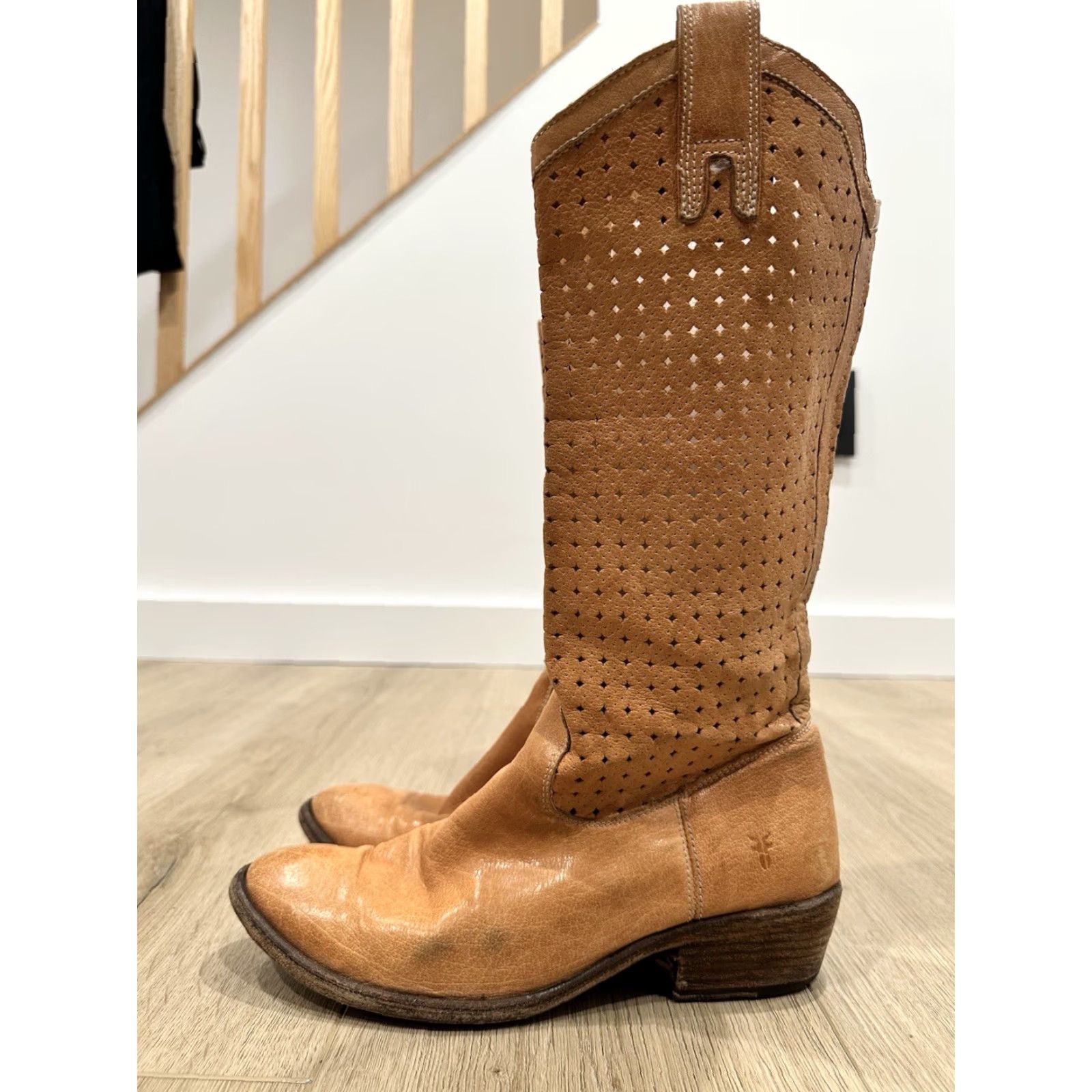 Frye Frye Women's Boots Western Pull On Leather 7.5B Brown Knee High Leather Lining Bohemian Vintage No Size US 8 / IT 38 - 5 Thumbnail