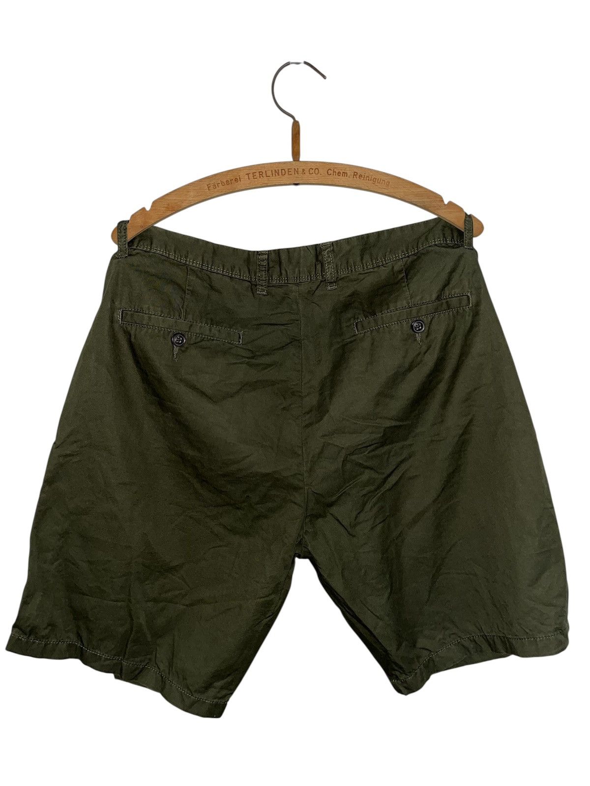 Vintage Alcott Olive Green Casual Shorts Size US 38 / EU 54 - 2 Thumbnail
