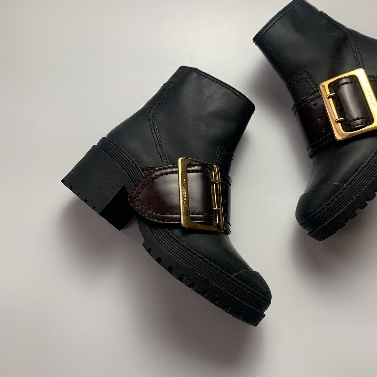 Burberry Burberry Women’s Leather Upper Boots Suede Buckle Ankle Size US 6 / IT 36 - 2 Thumbnail