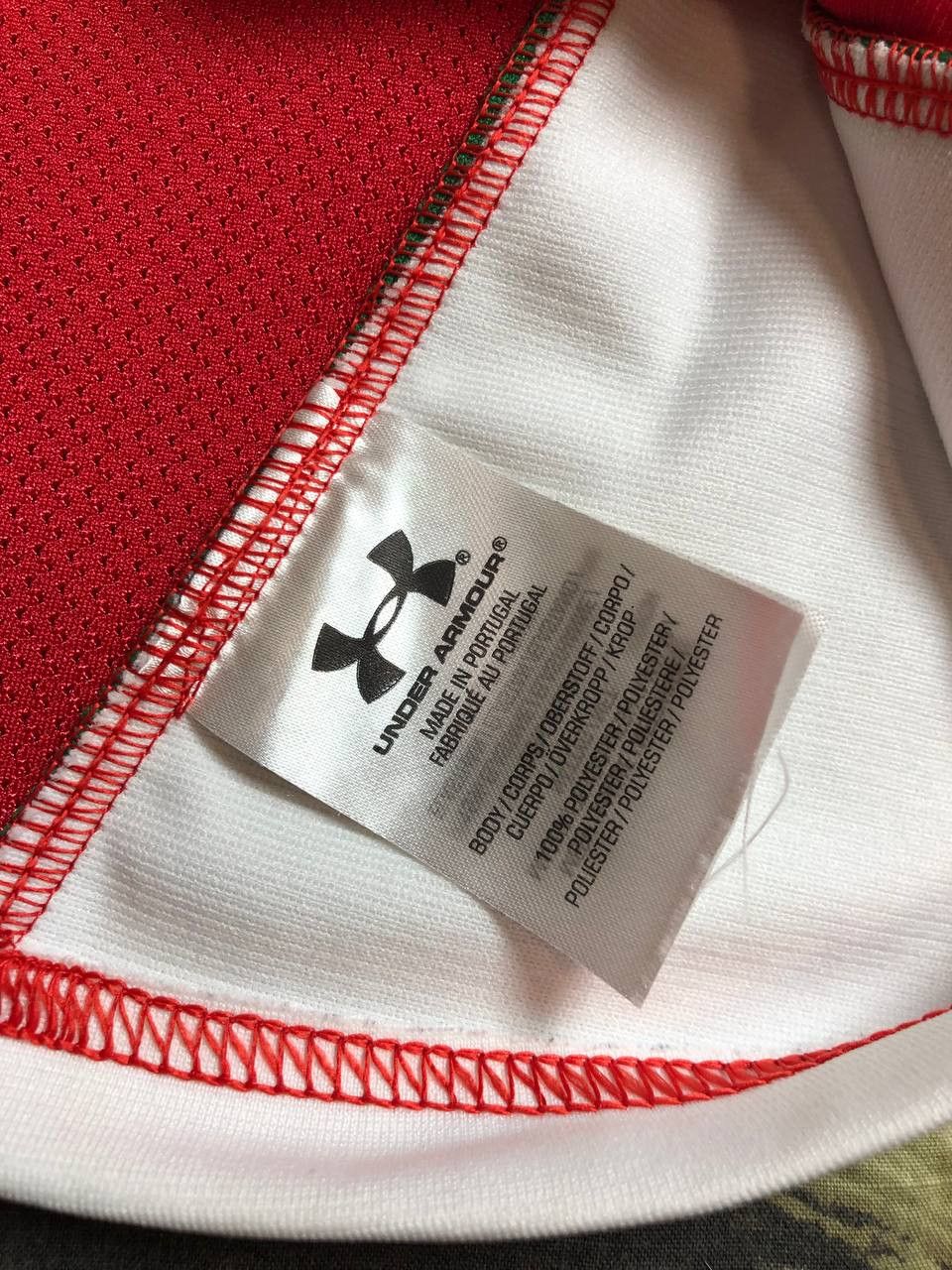 Under Armour Under Armour Wales Rugby Union Football Jersey Size L Size US L / EU 52-54 / 3 - 4 Thumbnail