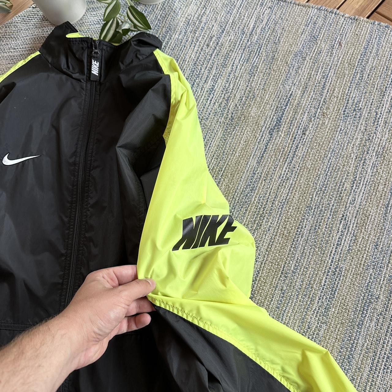 Nike Vintage 90s Nike Swoosh Logo Nylon Track Jacket Size US XL / EU 56 / 4 - 4 Thumbnail