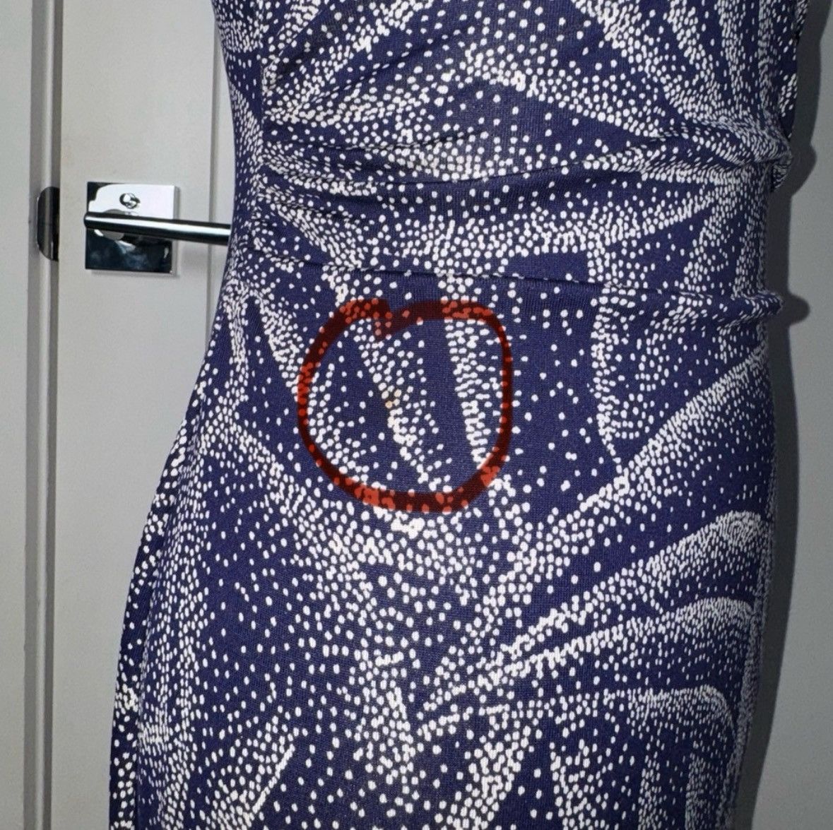 Diane von Furstenberg Diane Von Furstenberg Navy Palm Leaf Bodycon Dress/Size 6 Size M / US 6-8 / IT 42-44 - 6 Thumbnail