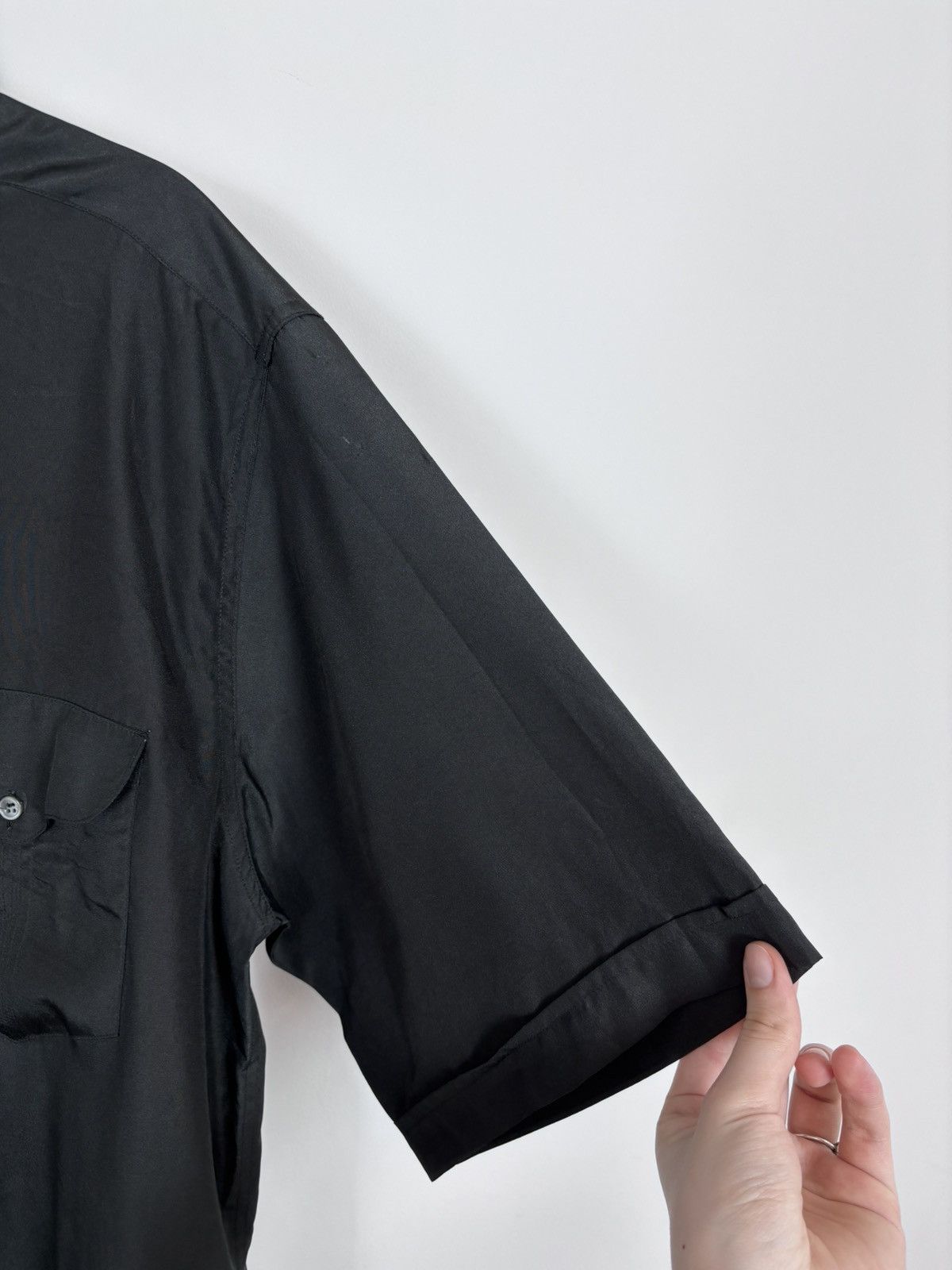Pierre Balmain Vintage Pierre Balmain Men’s Black Short Sleeve Shirt Size US XL / EU 56 / 4 - 13 Thumbnail