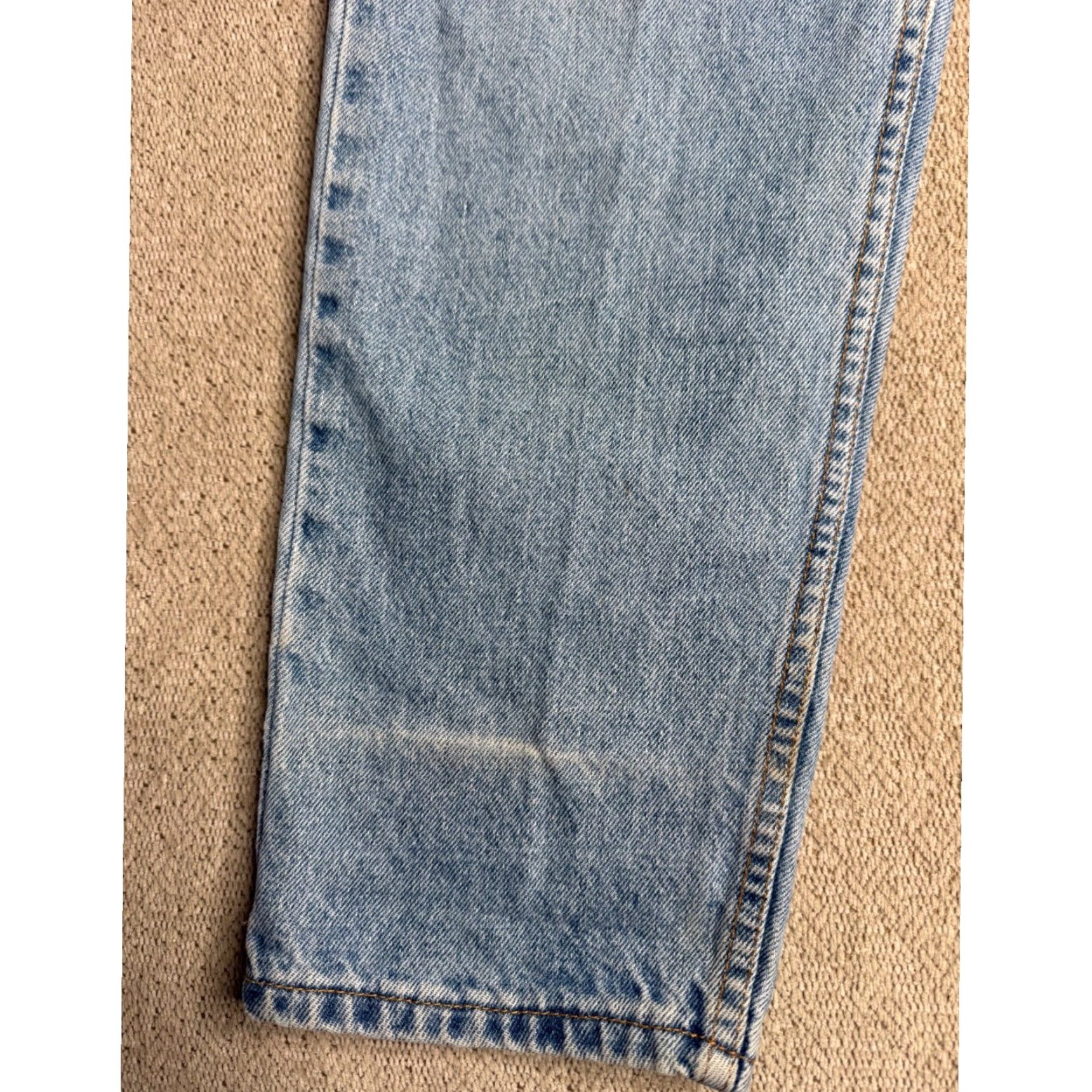 Levi's VINTAGE Levi's 560 Jeans Men 560 Loose Fit Light Wash Denim Straight Leg 31x31 Blue Mens Regular 30x31 Size US 31 - 6 Thumbnail