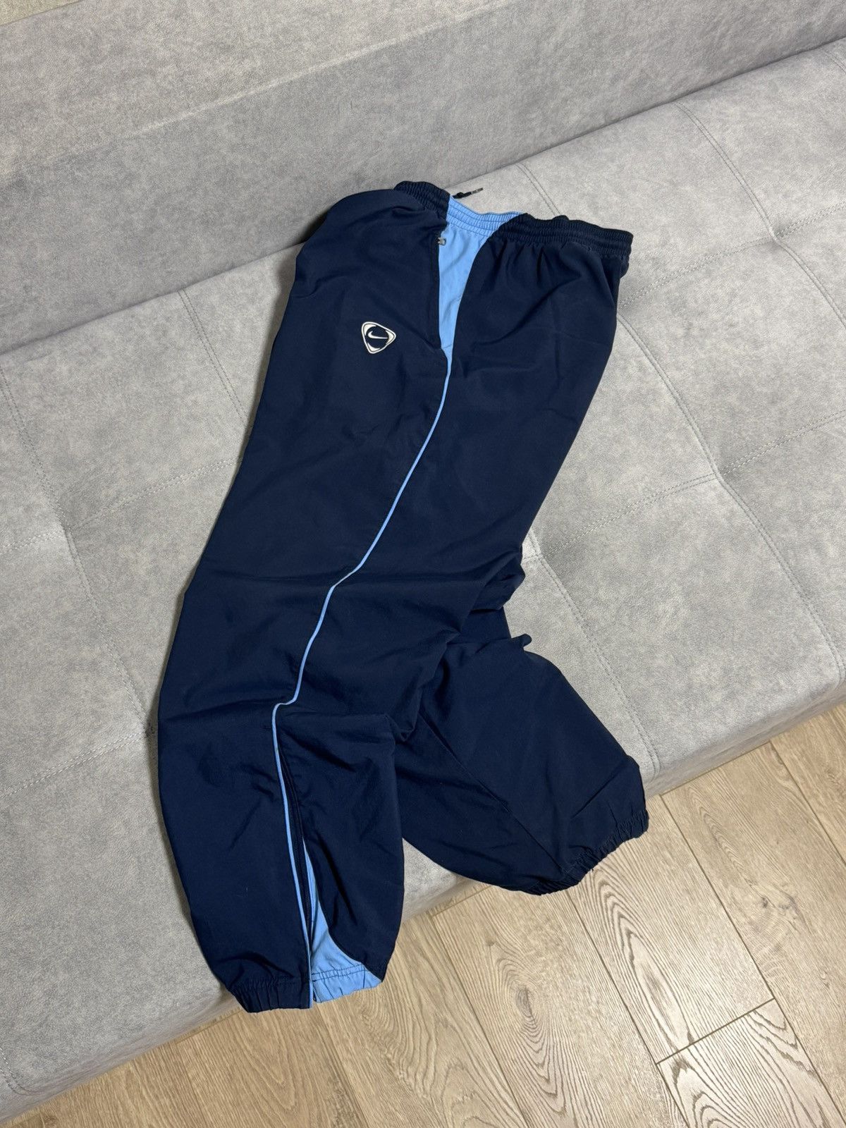 Nike × Vintage Vintage Nike Y2K nylon baggy pants blue navy size XL Size US 34 / EU 50 - 3 Thumbnail