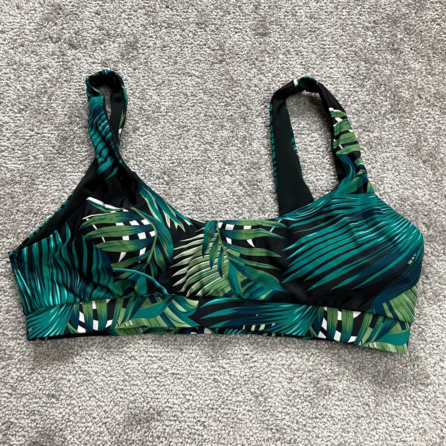 Vintage Unbranded Swimwear Bikini Top Womens Large Green Floral Tropical Beach Top L Green Floral Womens Beach 90s? Size L / US 10 / IT 46 - 2 Thumbnail