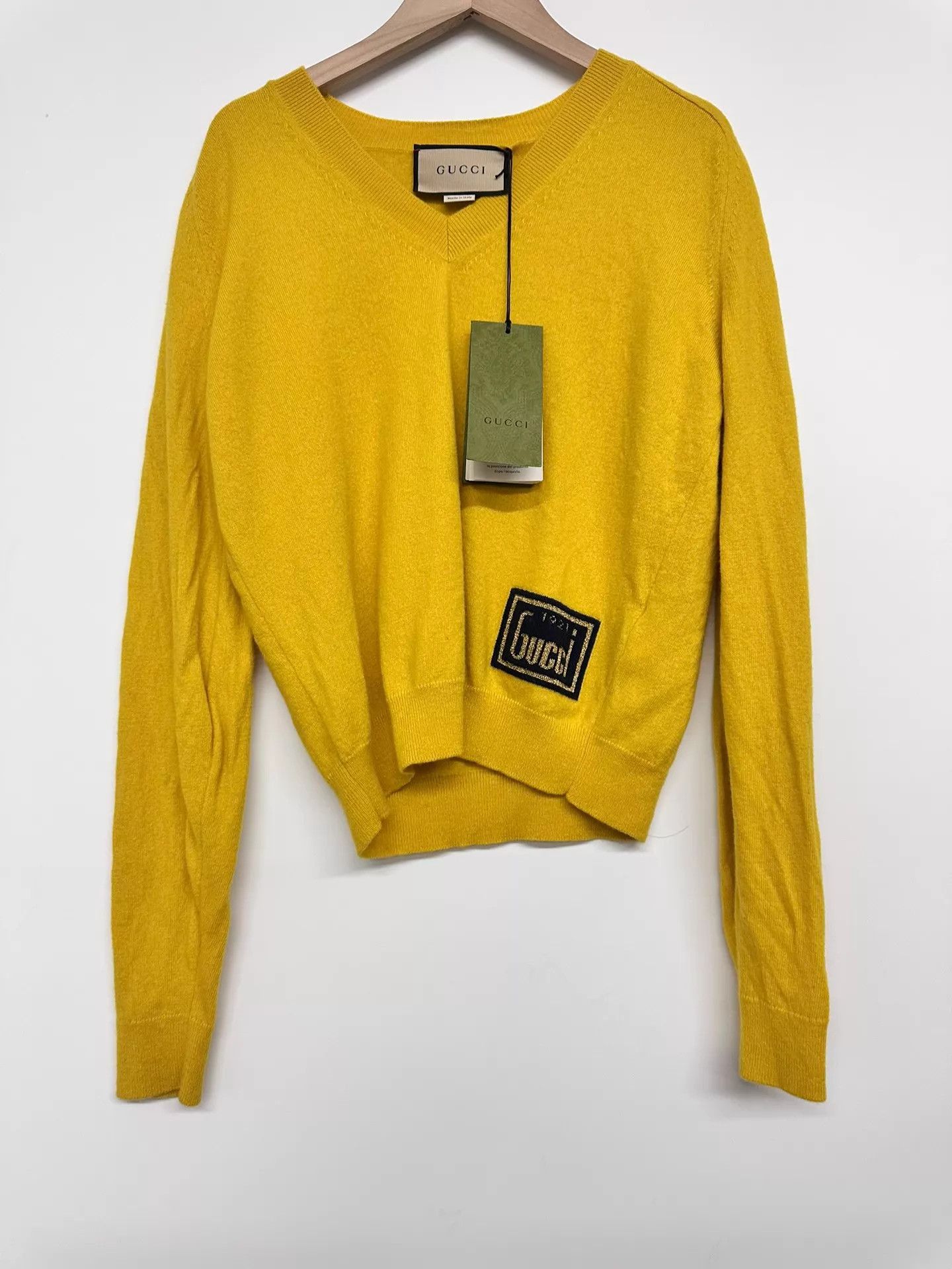 Gucci Gucci XS Sweater Bust 96 Length 56 Size XS / US 0-2 / IT 36-38 - 1 Thumbnail