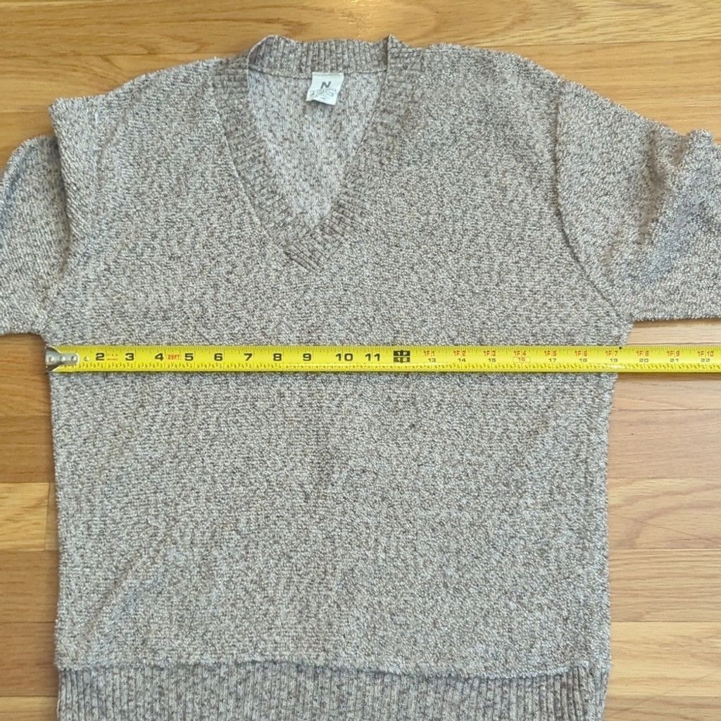 Vintage Vintage grandpa sweater v-neck textured knit medium tan Size US M / EU 48-50 / 2 - 7 Thumbnail
