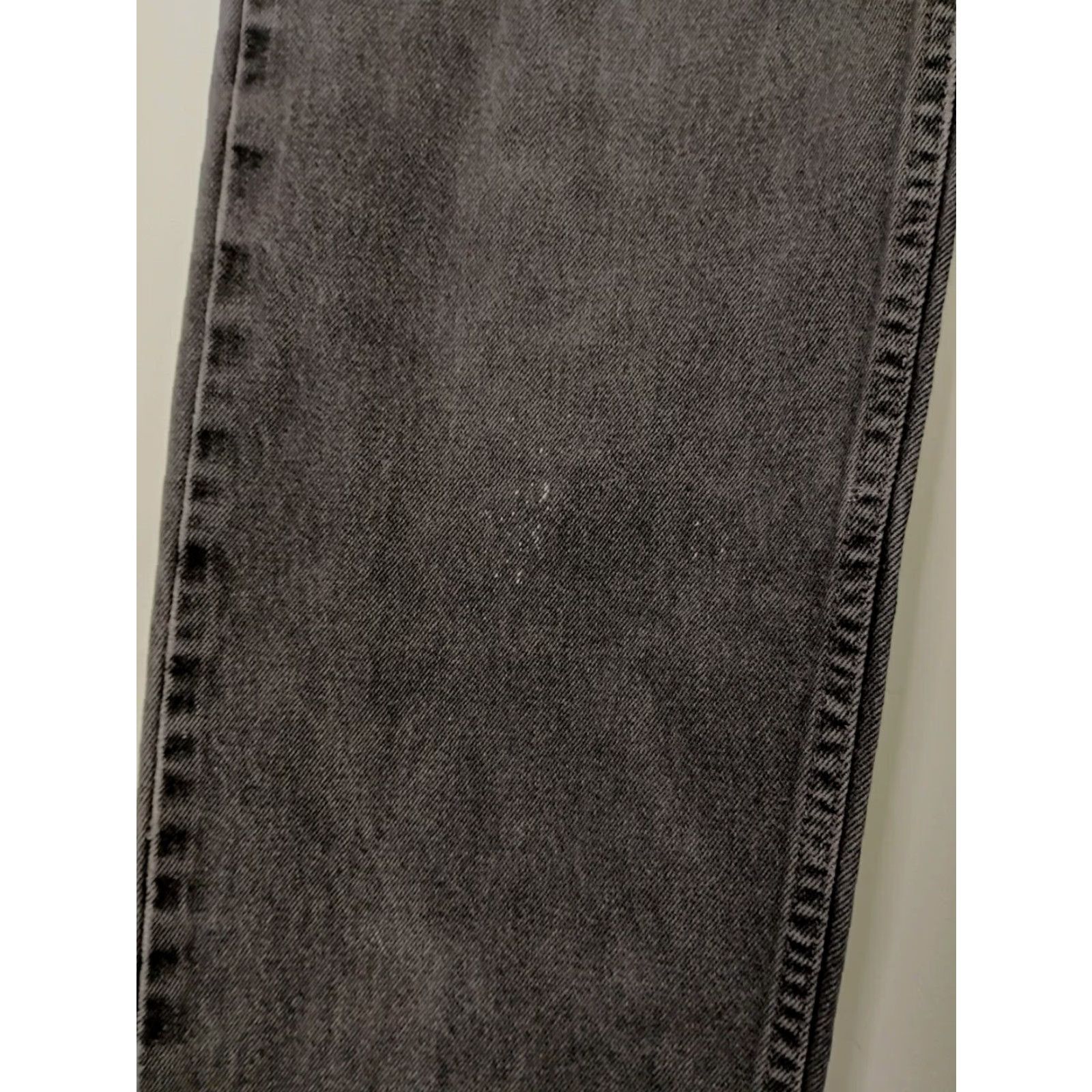 Levi's VINTAGE Levis 550 Black Mens 32x34 Actual 30x34 Distressed Faded Jeans Size US 30 / EU 46 - 3 Thumbnail
