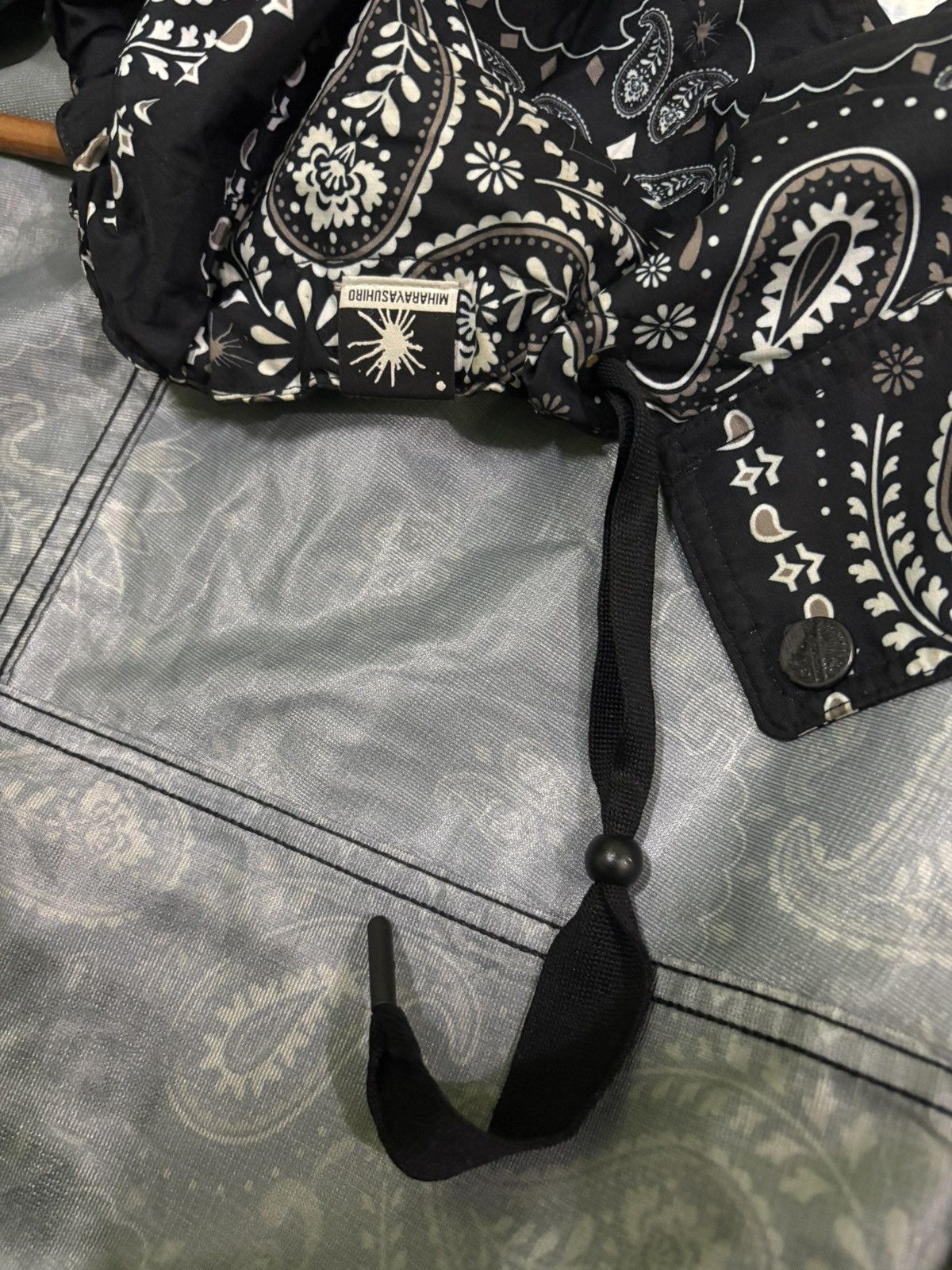 Maison MIHARA YASUHIRO Miharayasuhiro Paisley Pattern Bandana Mountain Jacket Size US XL / EU 56 / 4 - 17 Thumbnail
