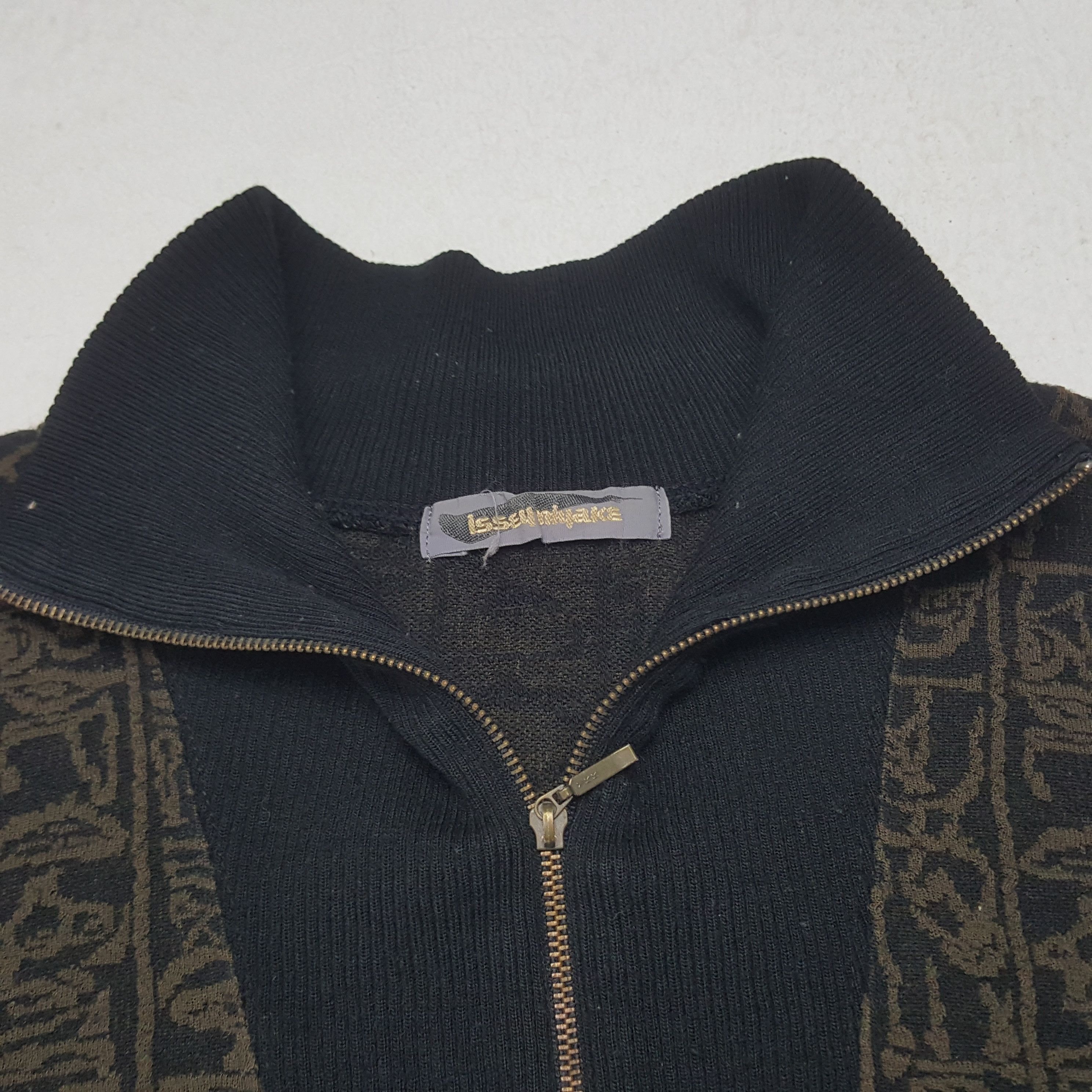 Issey Miyake × Vintage Vintage Issey Miyake Japanese Designer Sweatshirt C283N9 Size US L / EU 52-54 / 3 - 4 Thumbnail