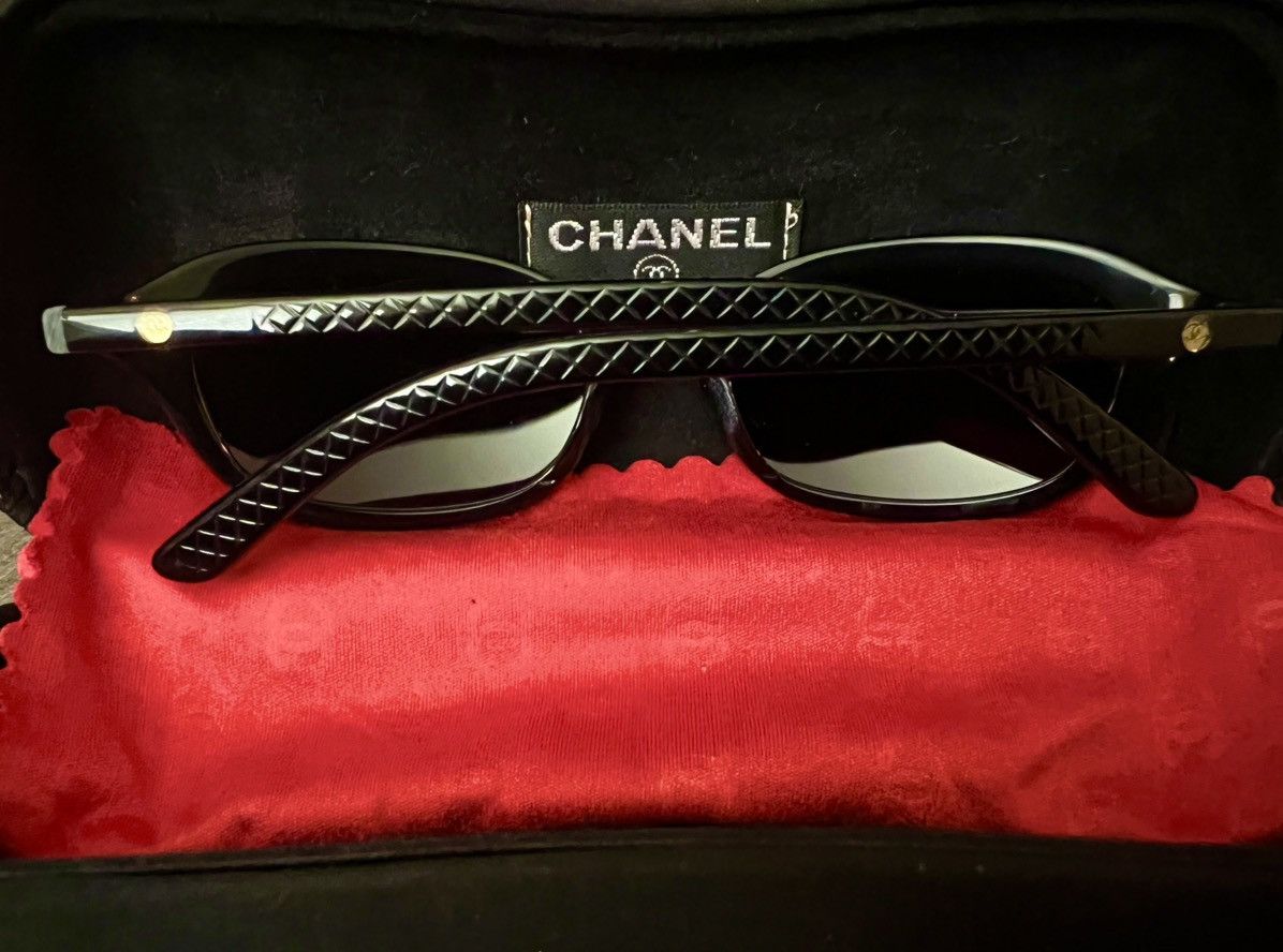 Chanel CHANEL Sunglasses Size ONE SIZE - 1 Thumbnail