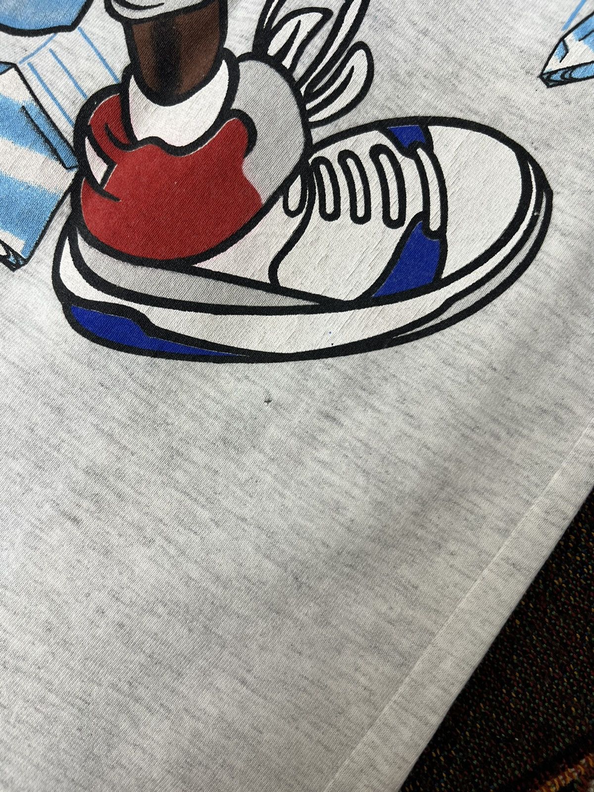Warner Bros Vintage Taz Basketball AOP Tee Size US L / EU 52-54 / 3 - 8 Thumbnail
