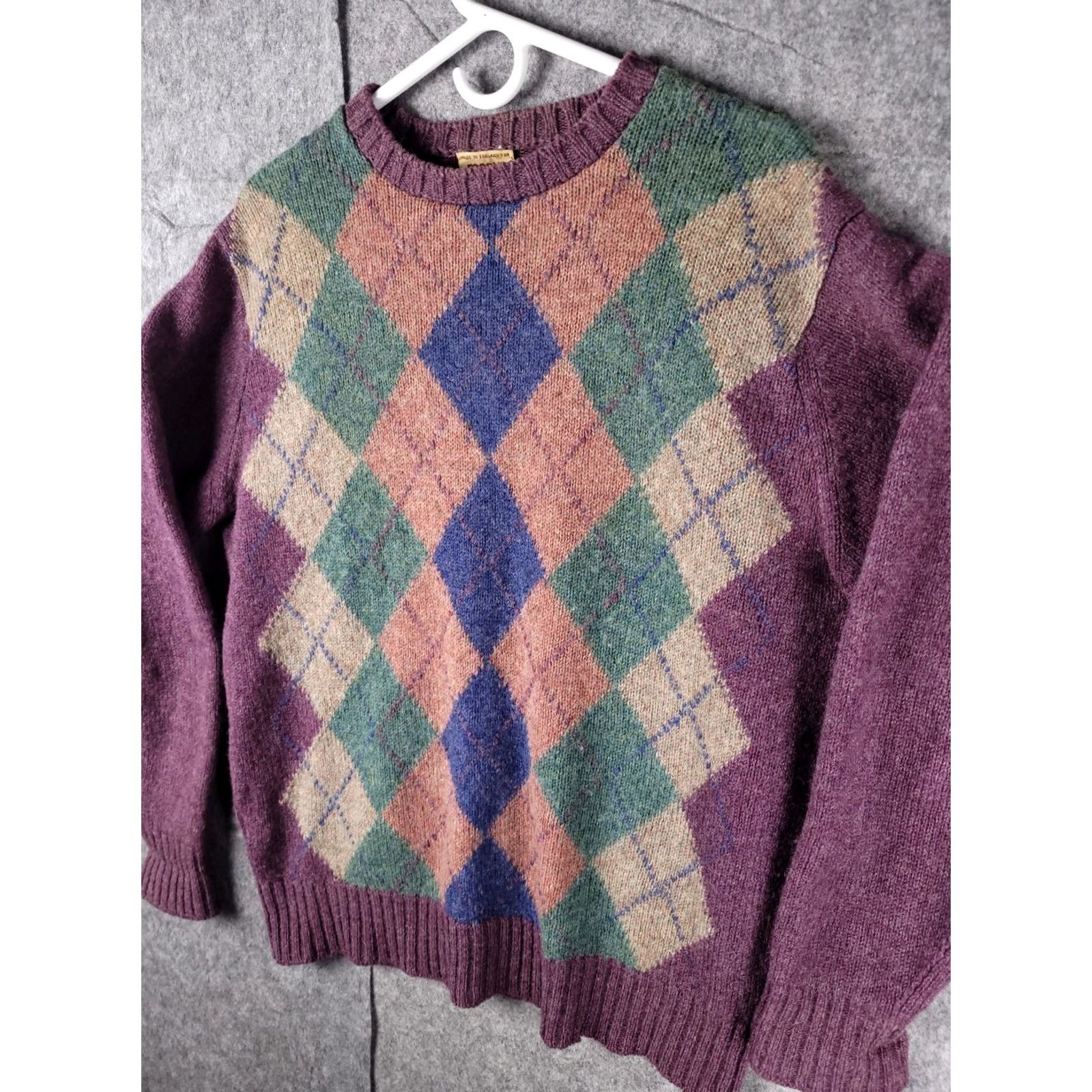 Vintage VINTAGE Alan Paine Shetland Wool Sweater Mens 42 Argyle Macy's L Green Christmas Wool Knit Pullover Crew Neck Mens Size US L / EU 52-54 / 3 - 3 Thumbnail