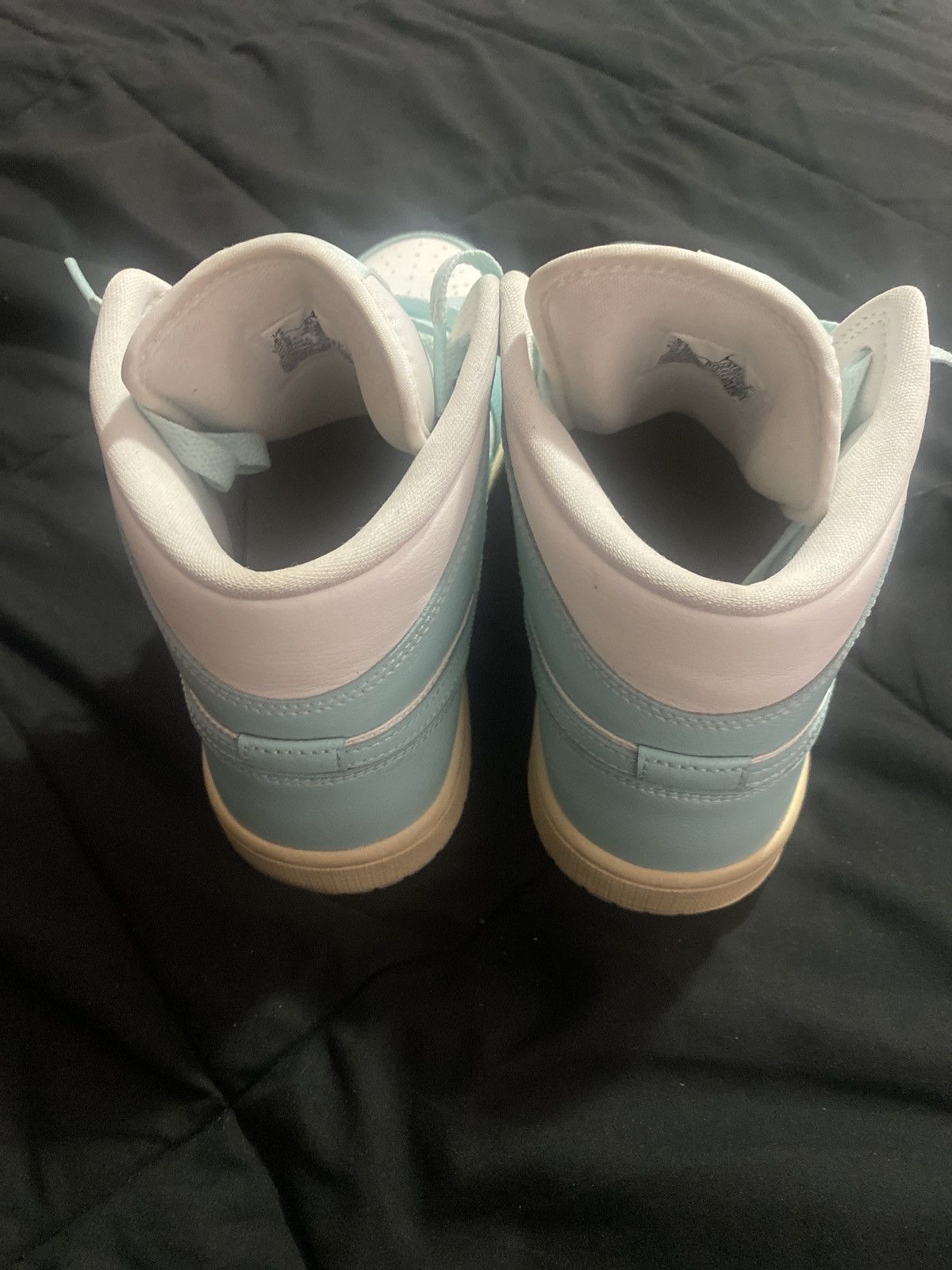 Jordan Brand Jordan 1 Mid Women's "Sail/Light Dew/Muslin" Shoe Size US 8.5 / IT 38.5 - 5 Thumbnail