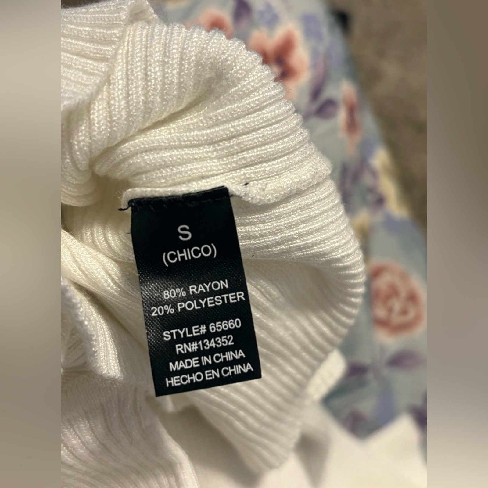 Fashion Nova (Fashion Nova) White Turtleneck Long Sleeve: Size Small Size S / US 4 / IT 40 - 8 Thumbnail