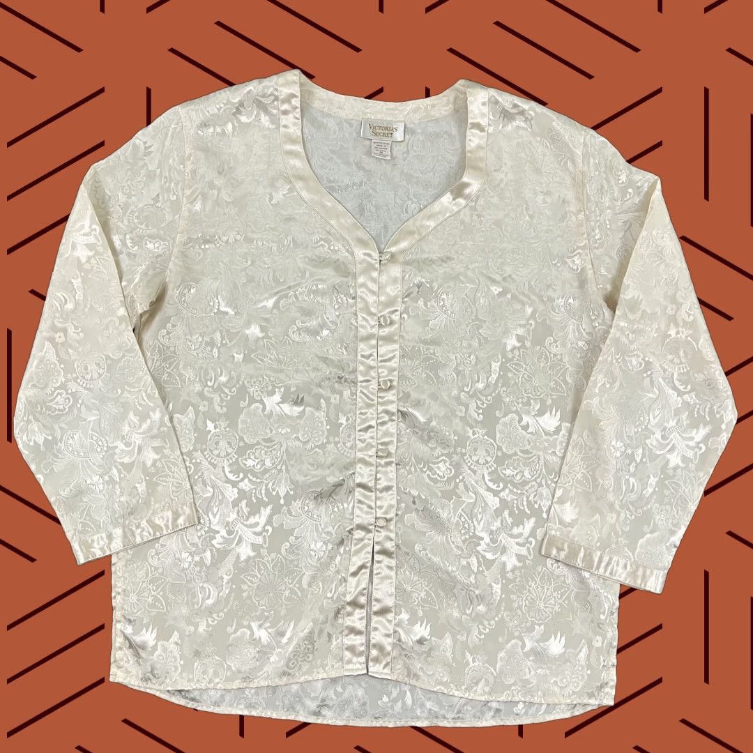 Victoria's Secret VINTAGE VICTORIA'S SECRET Shirt Women Medium Ivory Gold Label Floral Pajama Sleep Top Size M / US 6-8 / IT 42-44 - 1 Thumbnail
