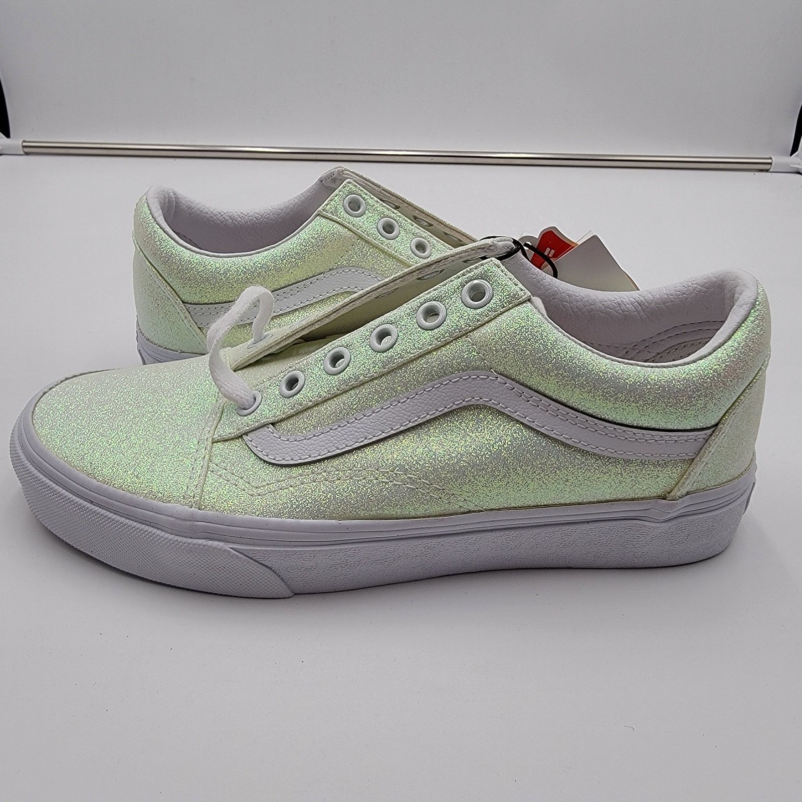 Vans Vans Old Skool UV Glitter Sz 6M/7.5W Pink/Green VN0A3WKT3UA1 Size US 7.5 / IT 37.5 - 1 Thumbnail