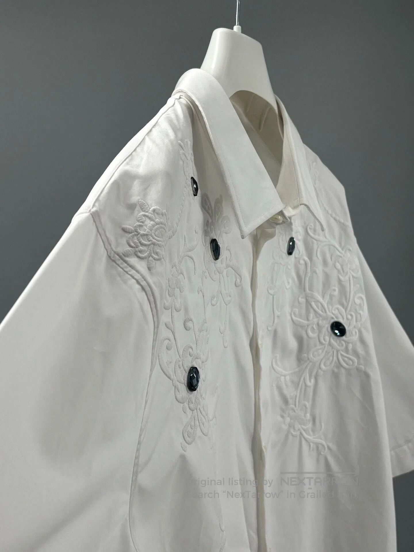Givenchy Givenchy Men's Short Sleeve Embroidered Shirt. Size US M / EU 48-50 / 2 - 3 Thumbnail