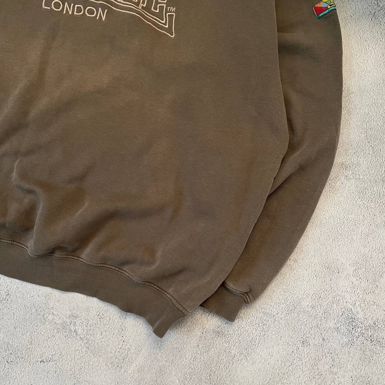 Lonsdale × Vintage Vintage Lonsdale Y2K Faded Distressed Oversized Sweatshirt Size US XL / EU 56 / 4 - 7 Thumbnail