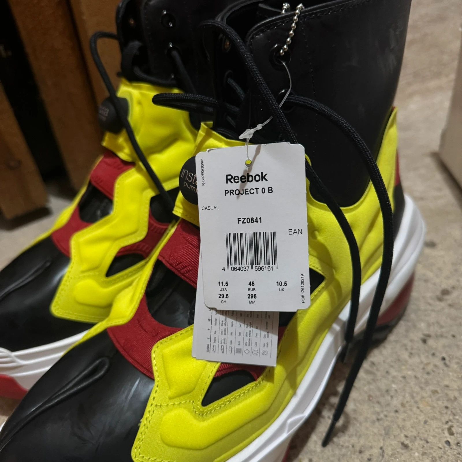 Maison Margiela × Reebok Maison Margiela x reebok tabi high sneakers boots Size US 11.5 / EU 44-45 - 4 Thumbnail