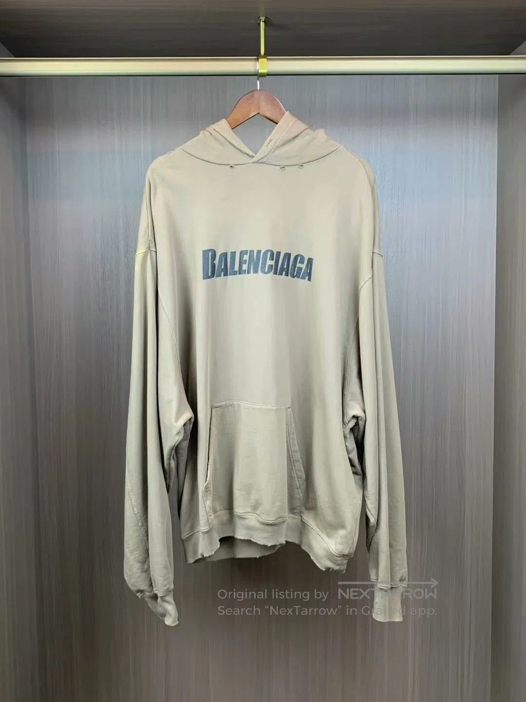 Balenciaga balenciaga oversized hoodie size s. Size US S / EU 44-46 / 1 - 1 Thumbnail