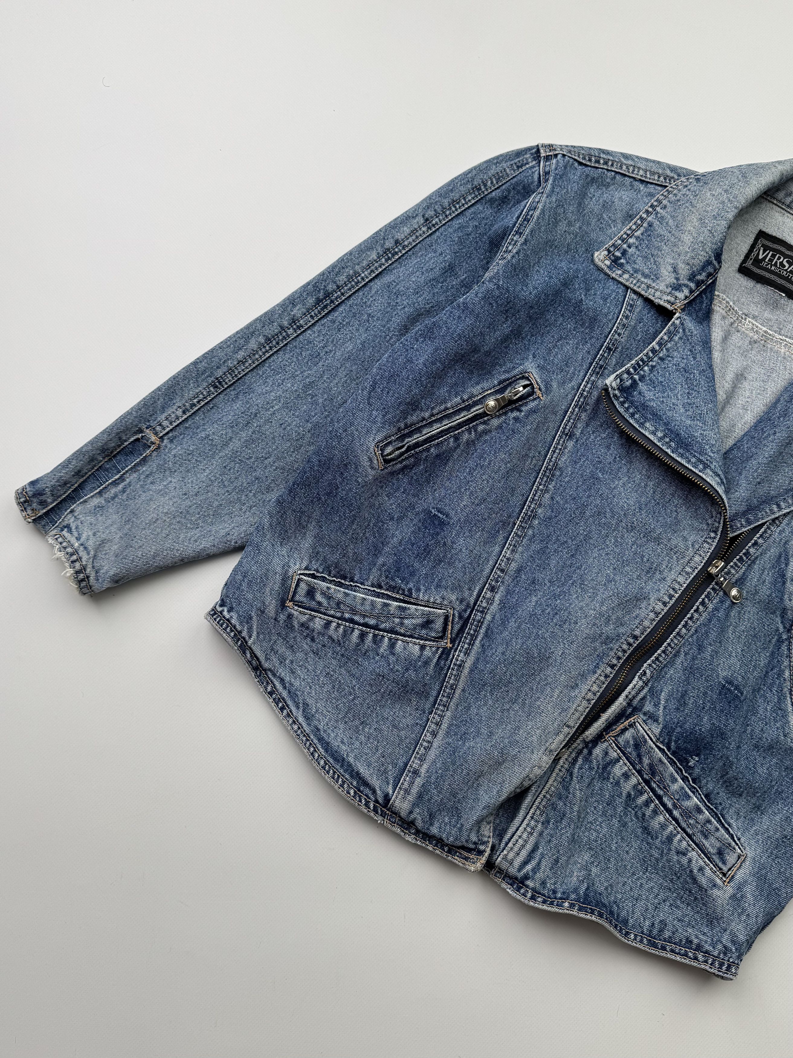 Versace Jeans Couture Versace Jeans Couture 80's Denim Jacket (145) Size M / US 6-8 / IT 42-44 - 2 Thumbnail