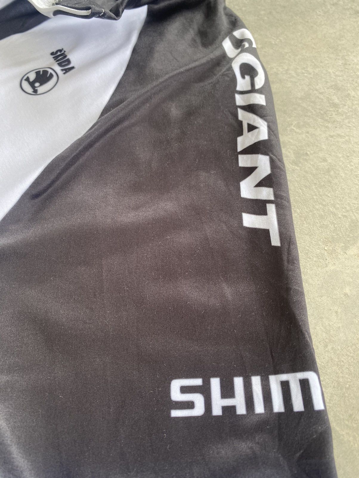 Other VINTAGE Y2k GIANT SHIMANO SKODA CYCLING JERSEY Size US M / EU 48-50 / 2 - 5 Thumbnail