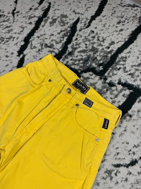 Versace Vintage Versace jeans pants yellow medusa logo S Size 26" / US 2 / IT 38 - 3 Thumbnail
