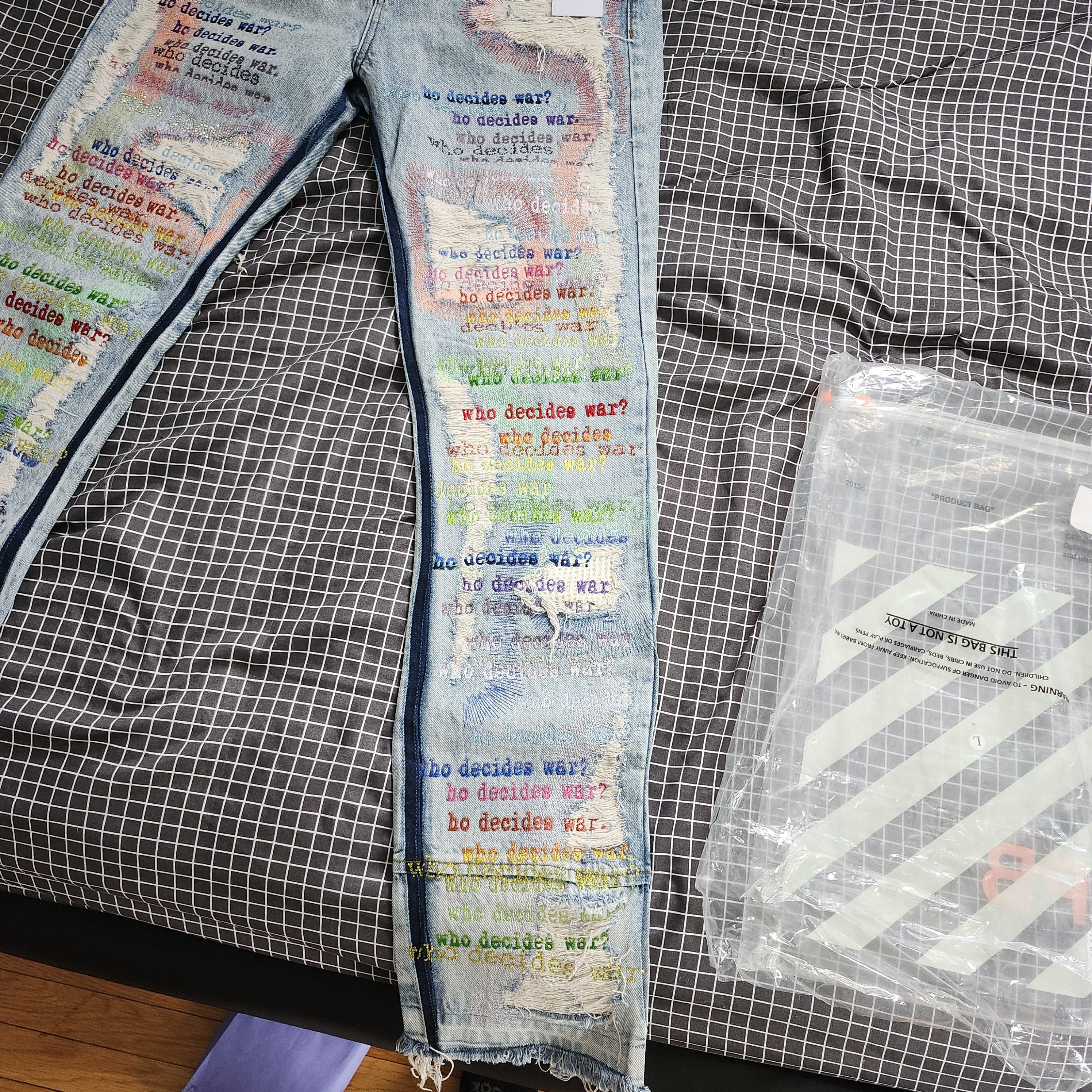 Ev Bravado Ev Bravado multi color who decides war denim Size US 34 / EU 50 - 2 Thumbnail