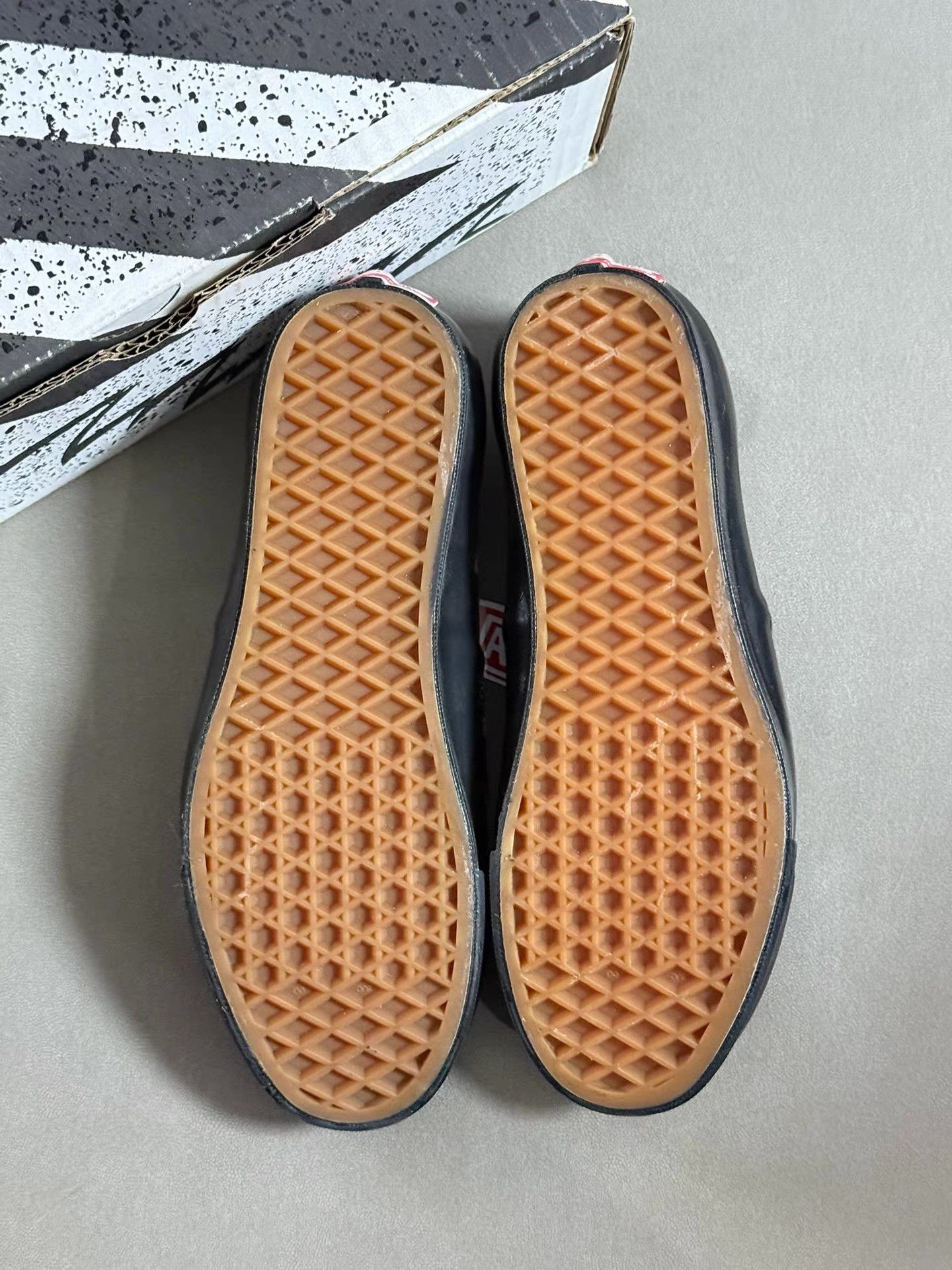 Vans Vans Authentic LX Low-top anti-slip unisex sneakers Ｑ20 Size US 6.5 / IT 36.5 - 2 Thumbnail