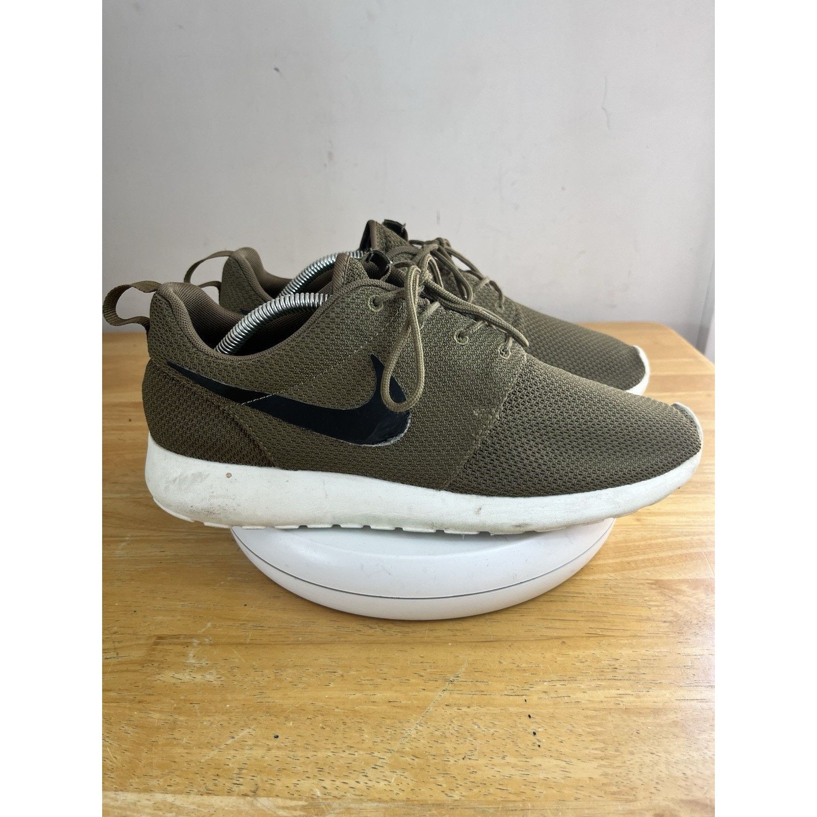 Nike Nike Roshe Run One Shoes Running Iguana Black Sail Size US 10 / EU 43 - 1 Thumbnail