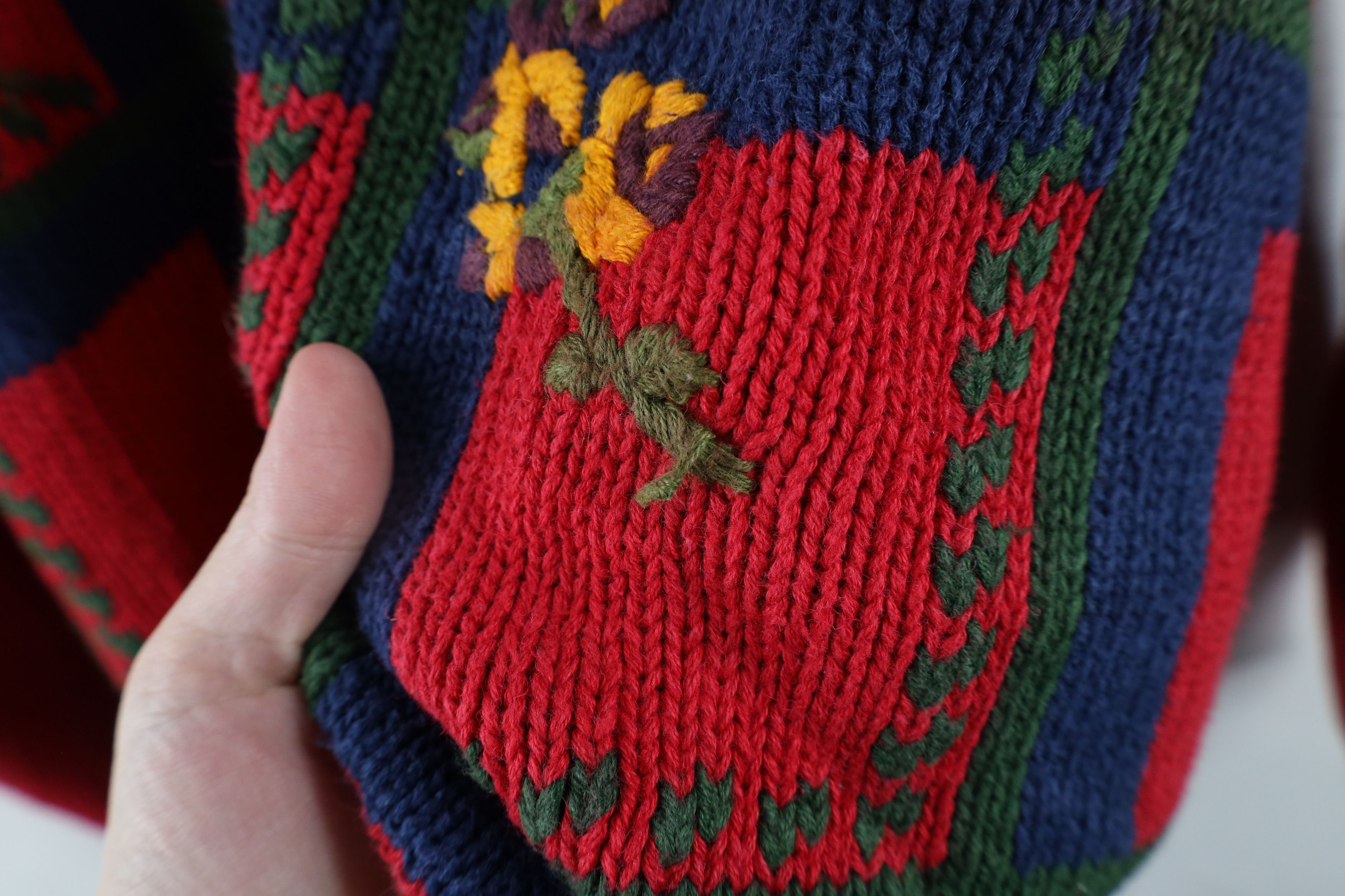 Vintage Vintage 90s Country Primitive Embroidered Cardigan Sweater Size L / US 10 / IT 46 - 9 Thumbnail