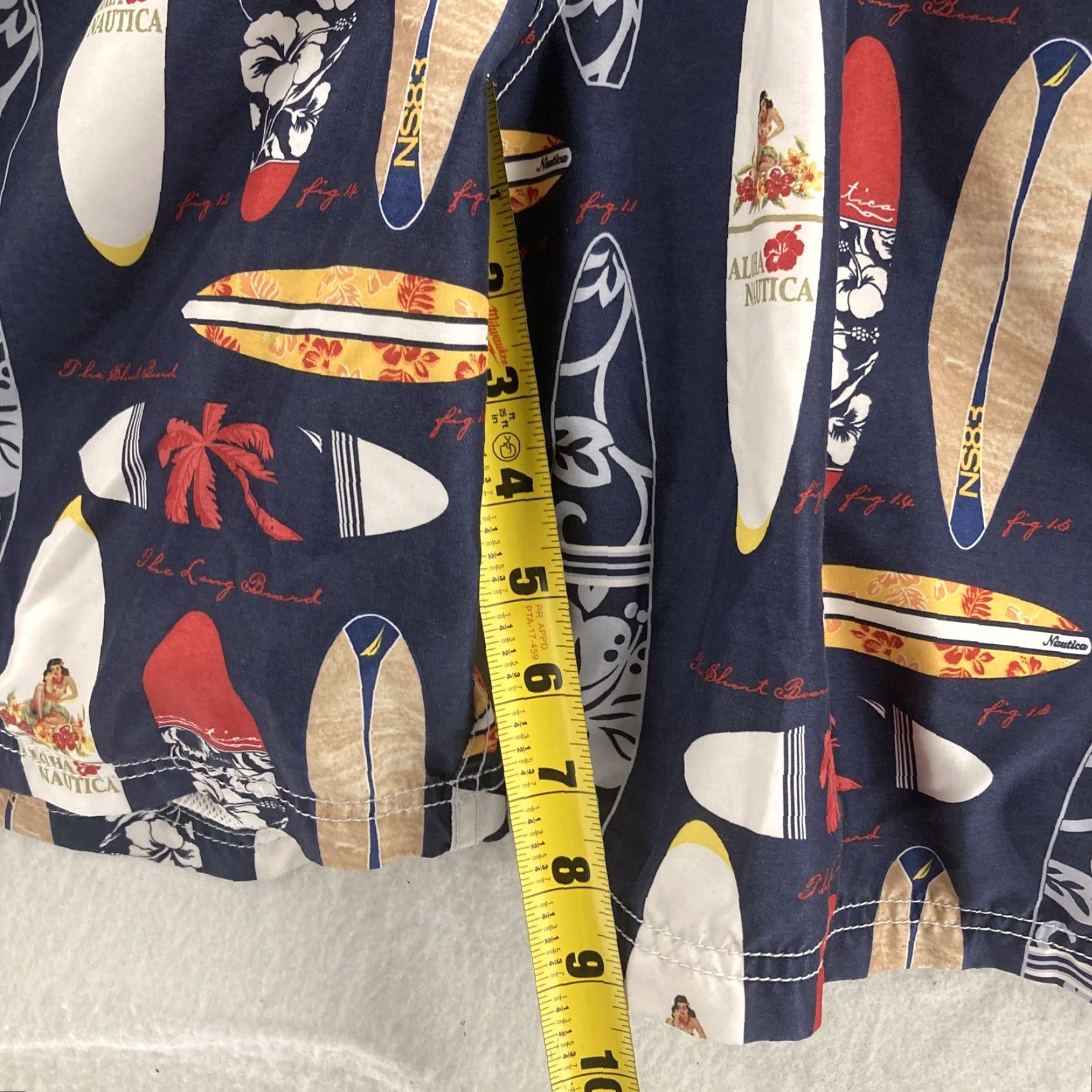 Nautica Nautica Aloha Board Shorts Men 32 Multicolor Solid Surf Bottoms 32 Adult Mens Shorts Size US 32 / EU 48 - 5 Thumbnail