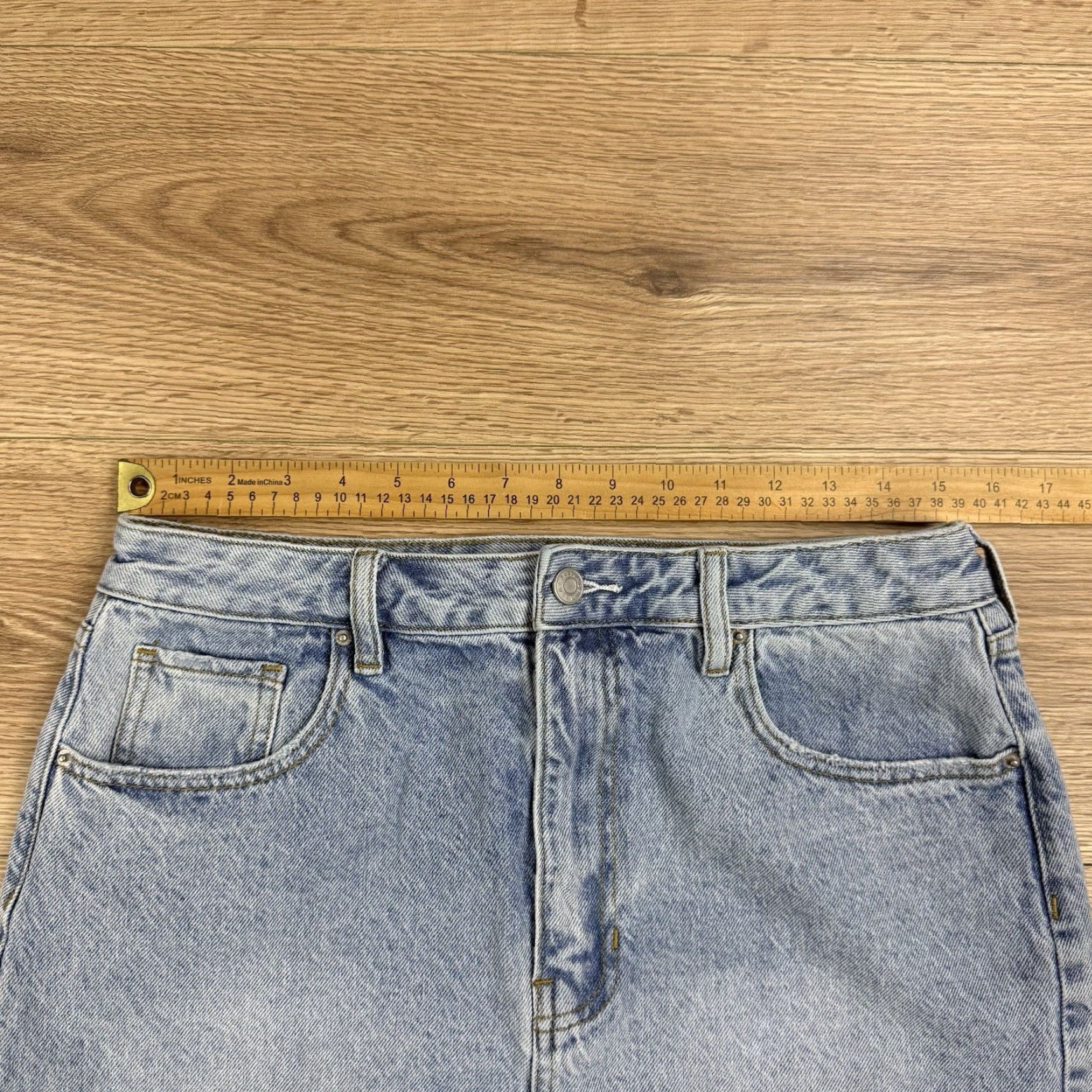 Pacsun PacSun Women’s Light Wash Denim Mini Skirt Raw Frayed Hem Size 29 Blue Regular Skirt Womens 29 Size 29" - 4 Thumbnail