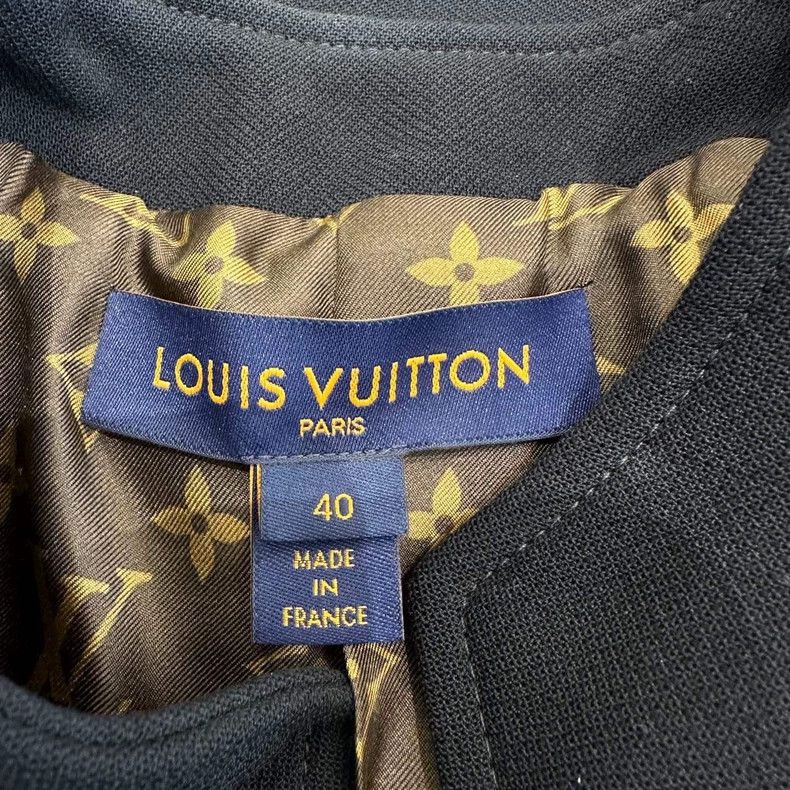 Louis Vuitton Louis Vuitton Black inside presbyopic gold button jacket Size S / US 4 / IT 40 - 7 Thumbnail