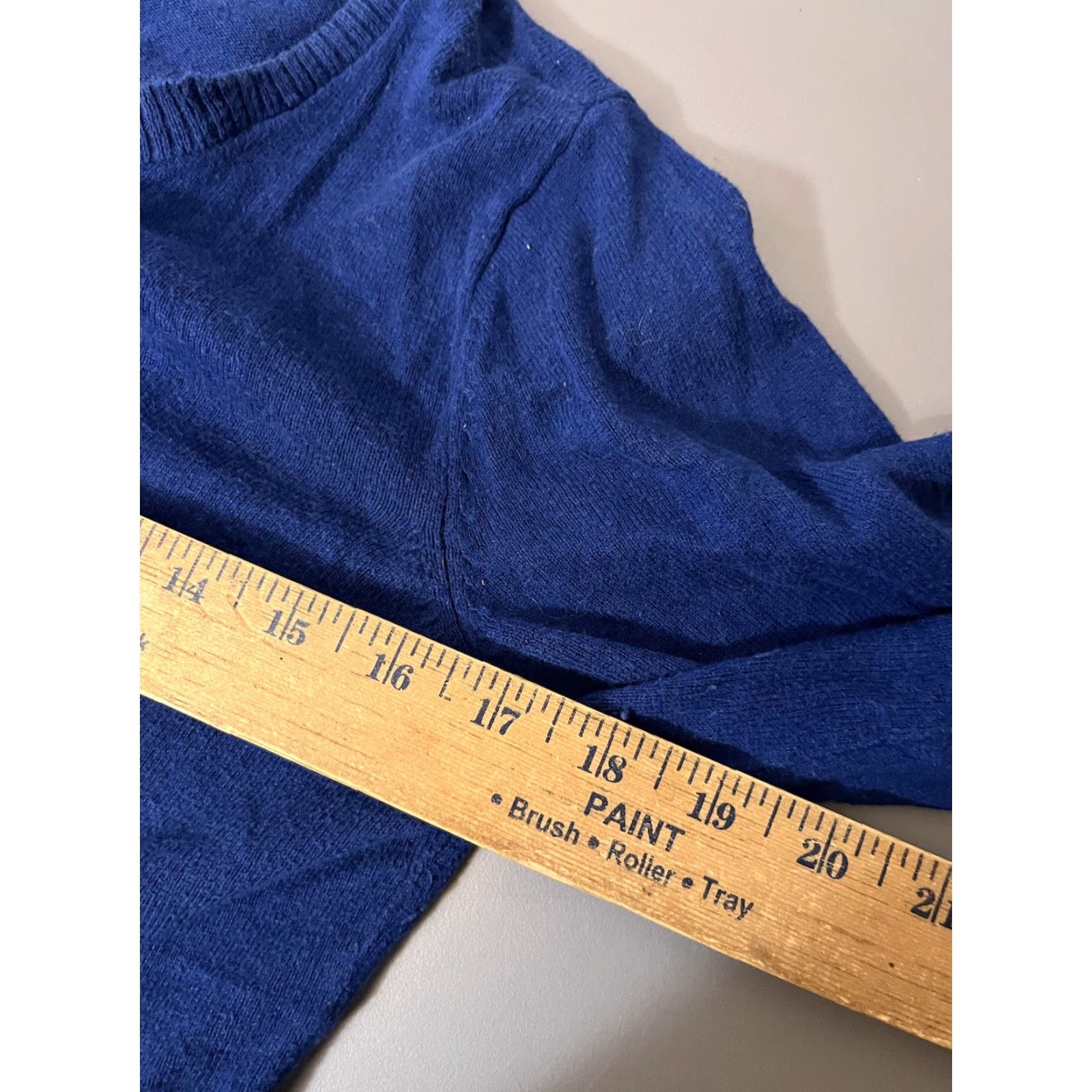 Vintage VINTAGE New York & Company Women’s Cardigan Sweater M Blue Solid All Seasons Casual, Business, Formal Size M / US 6-8 / IT 42-44 - 5 Thumbnail