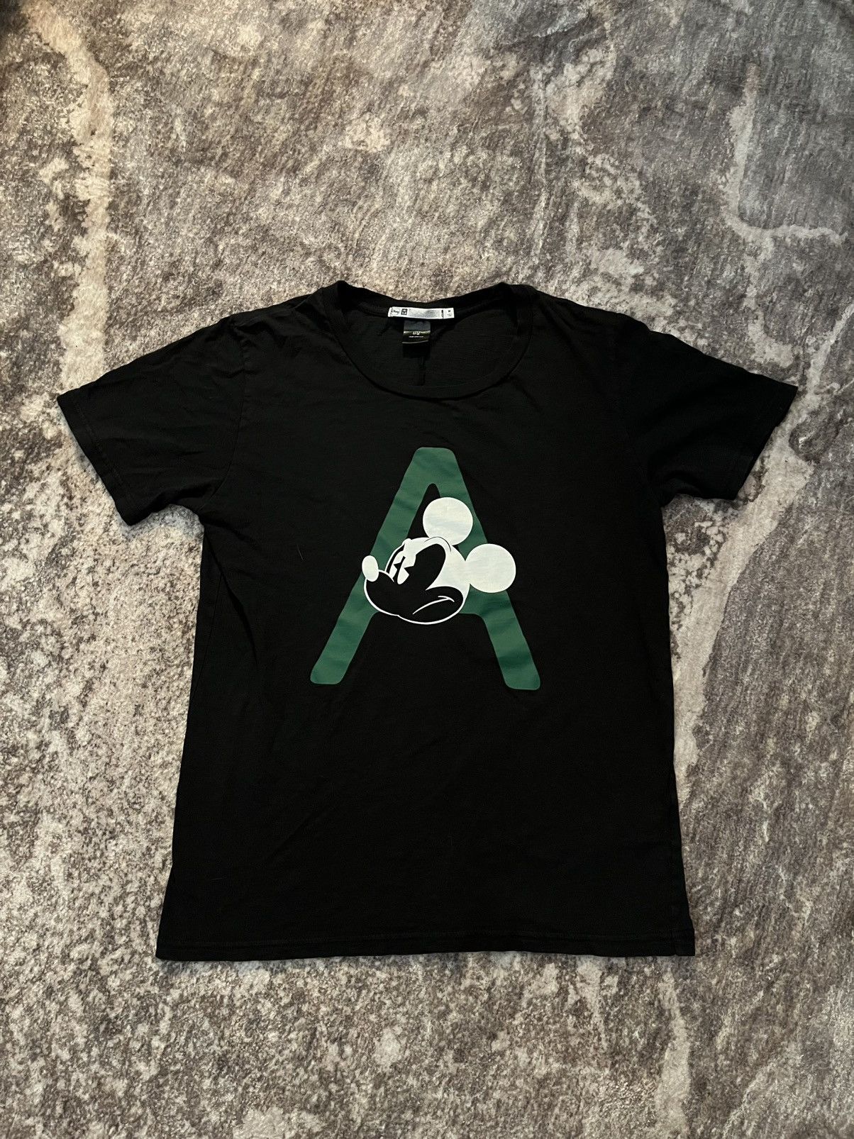 Undercover Undercover Uniqlo x Disney T-shirt Size M / US 6-8 / IT 42-44 - 1 Thumbnail
